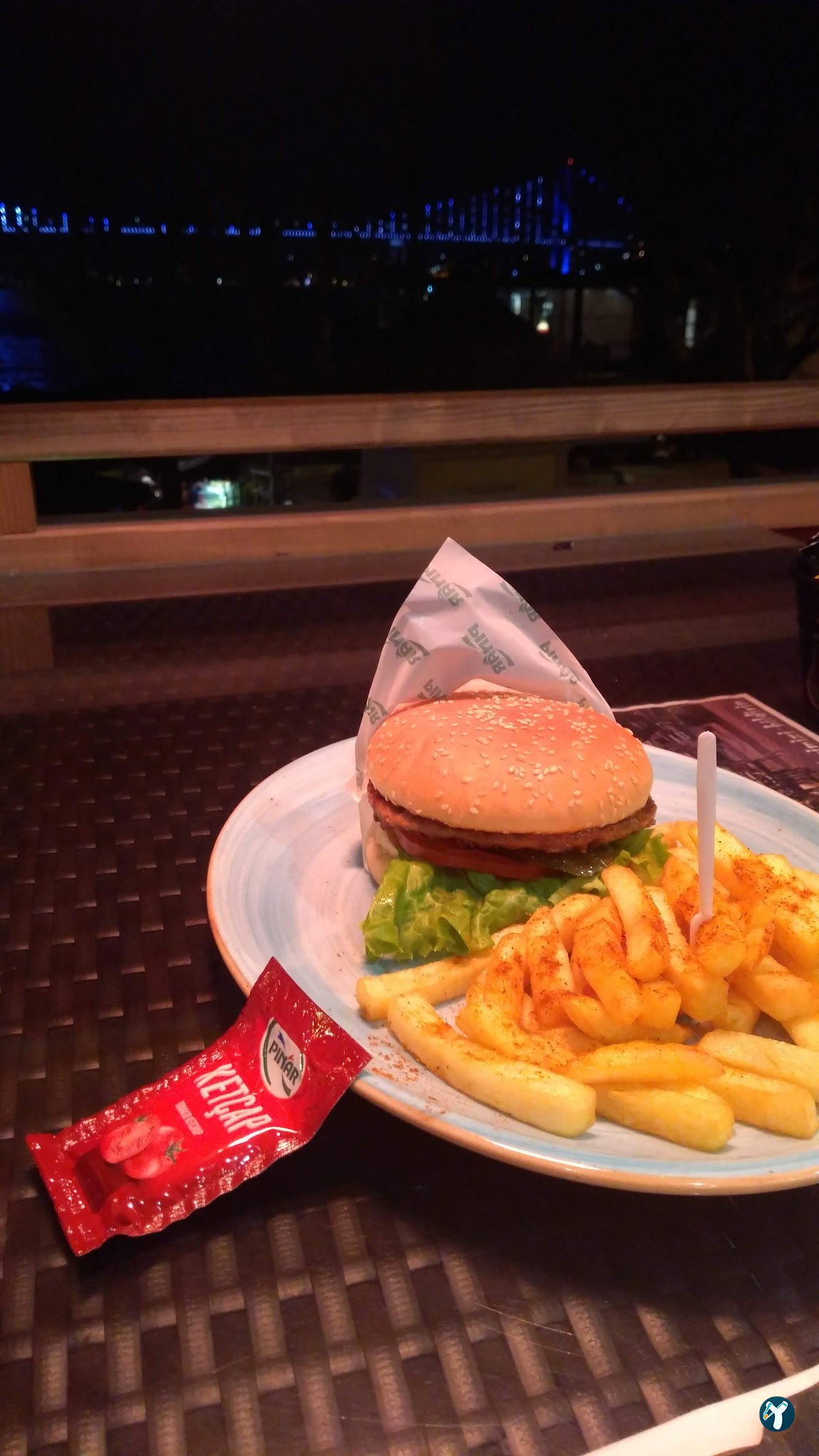 Rainbow Cafe & Restaurant