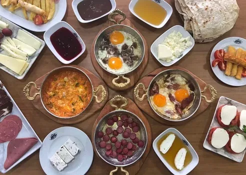 DÖNERCI YUSUF USTA resimleri