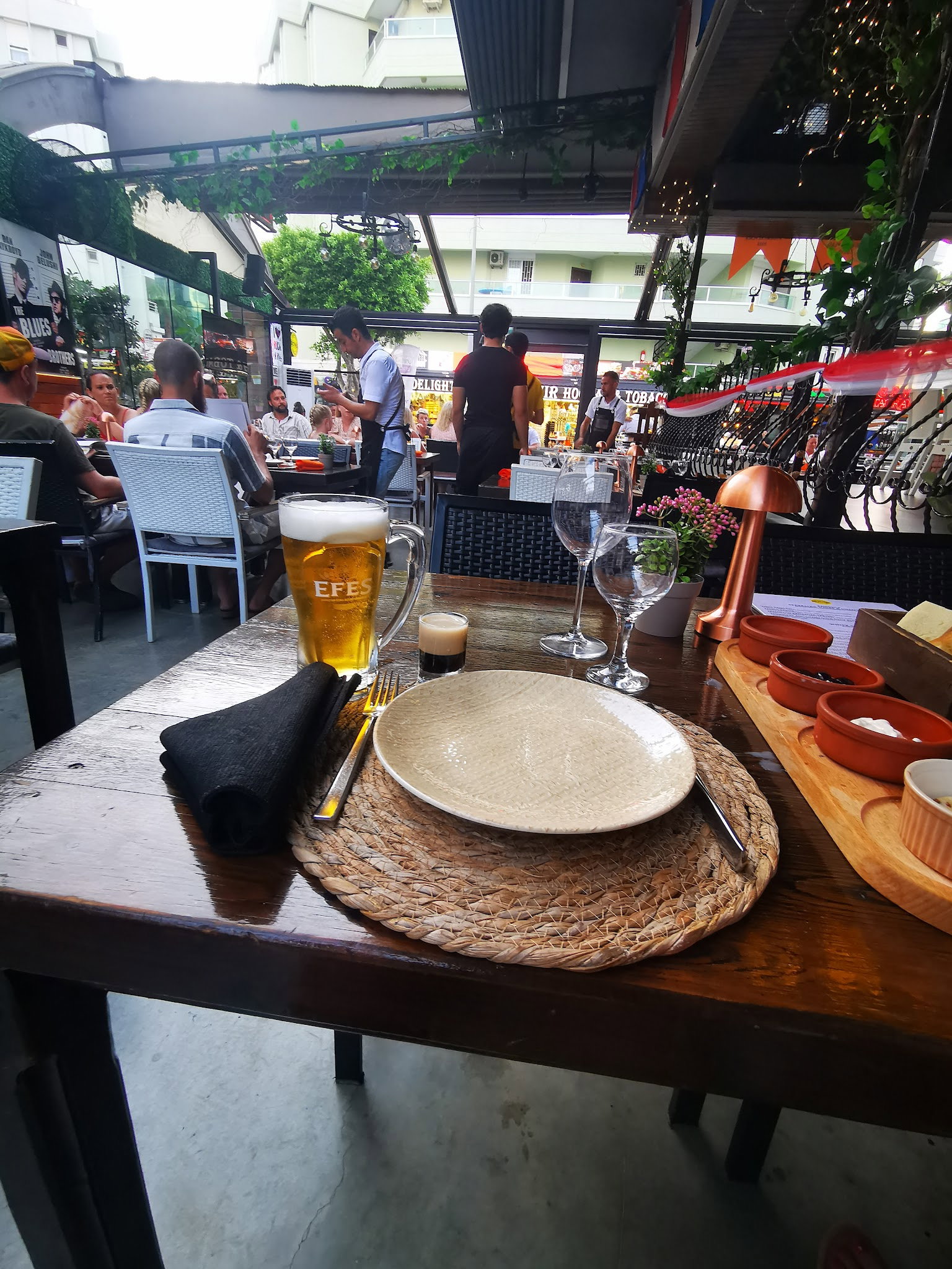 The Brothers House Restaurant