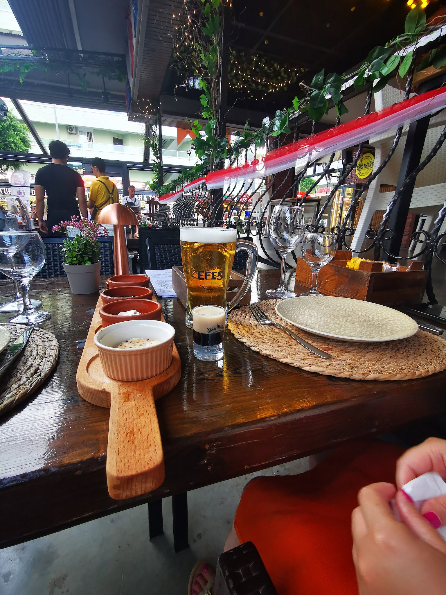 The Brothers House Restaurant