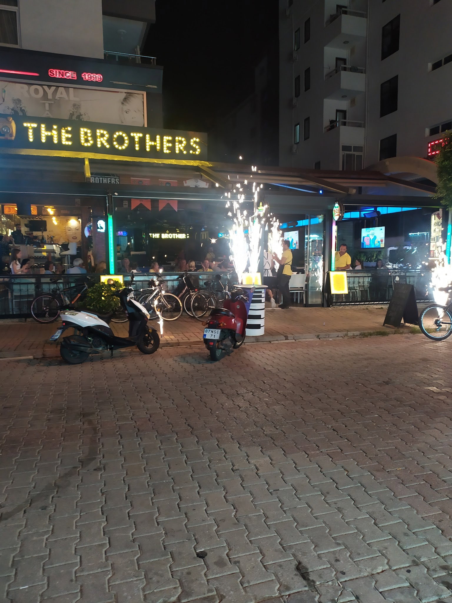 The Brothers House Restaurant