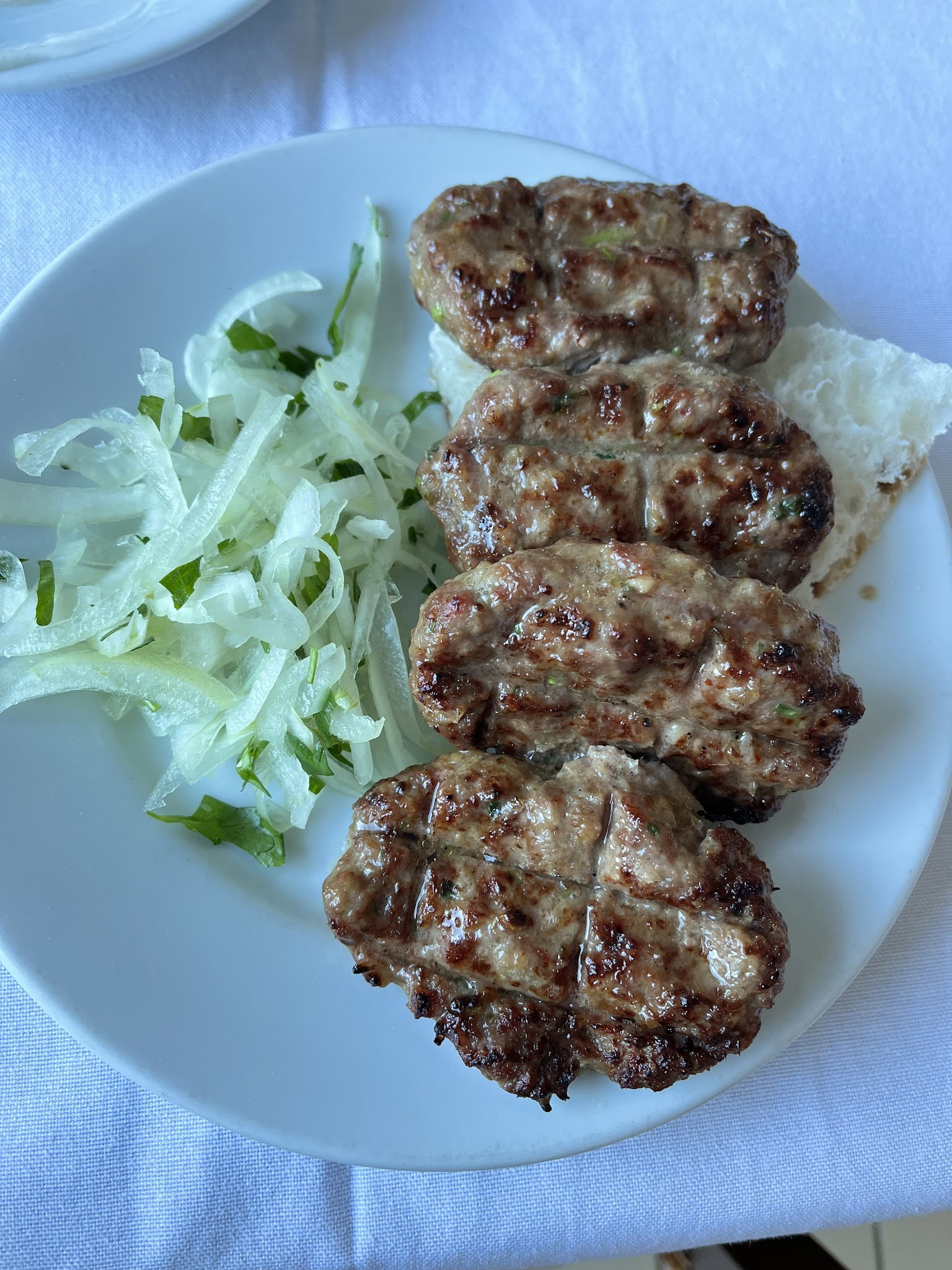 Köfteci̇ Ahmet Kizilcahamam