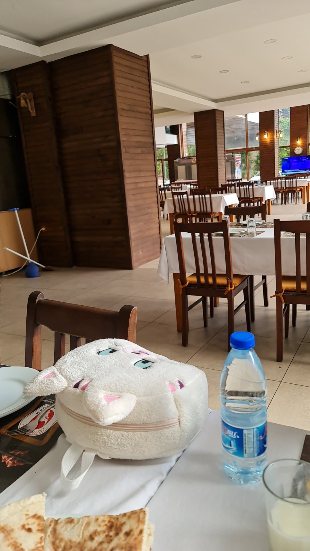 Köfteci̇ Ahmet Kizilcahamam