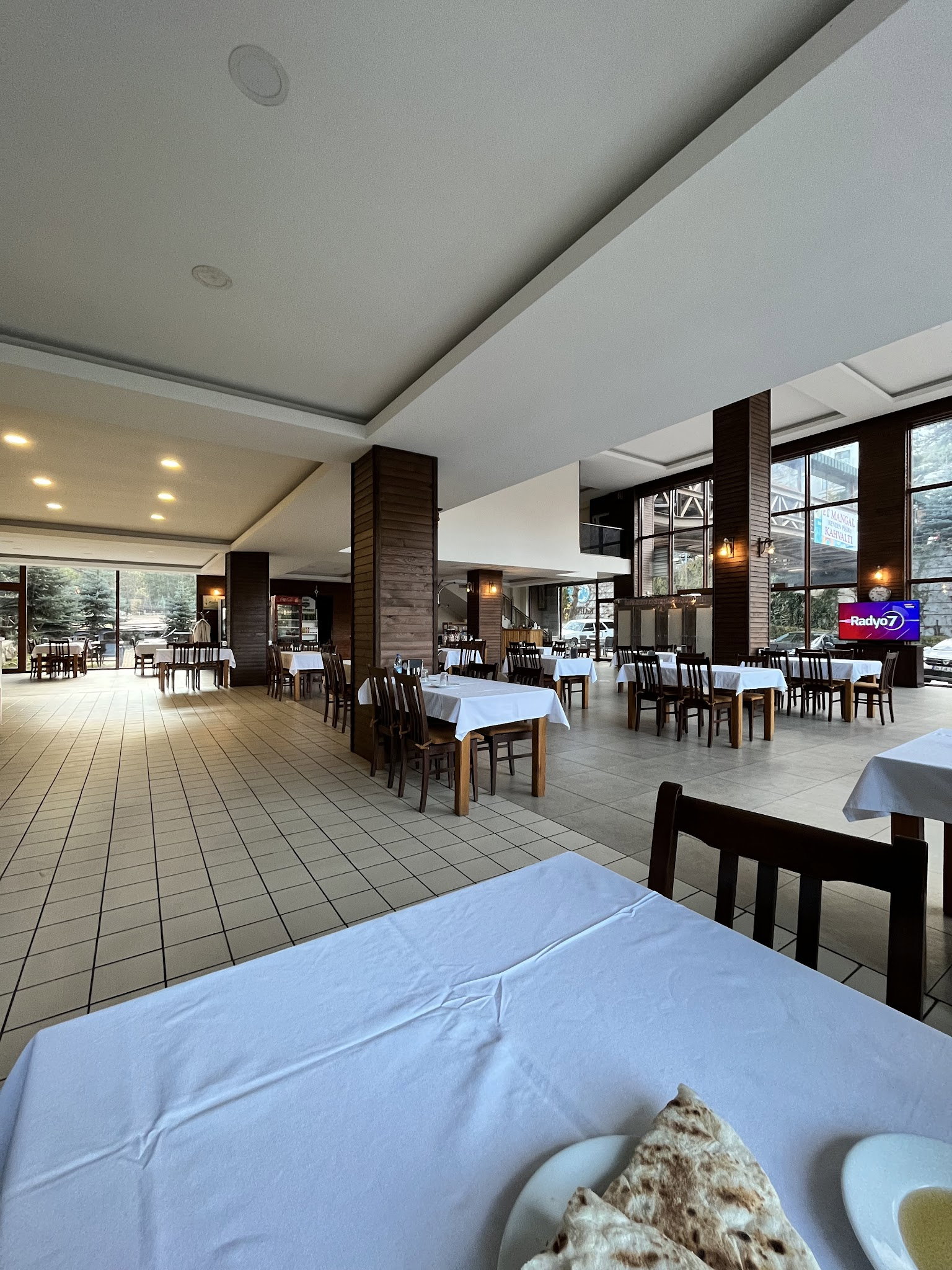 Köfteci̇ Ahmet Kizilcahamam