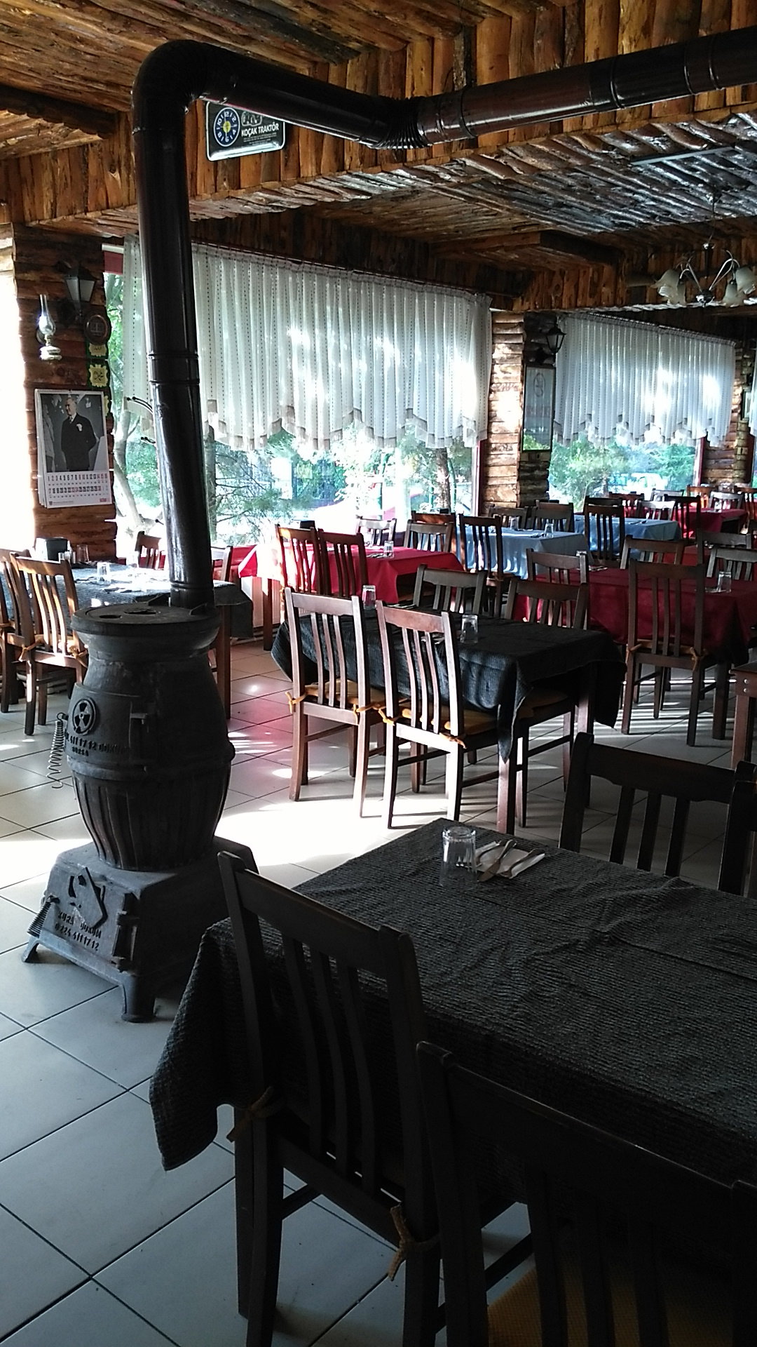 Köfteci̇ Ahmet Kizilcahamam