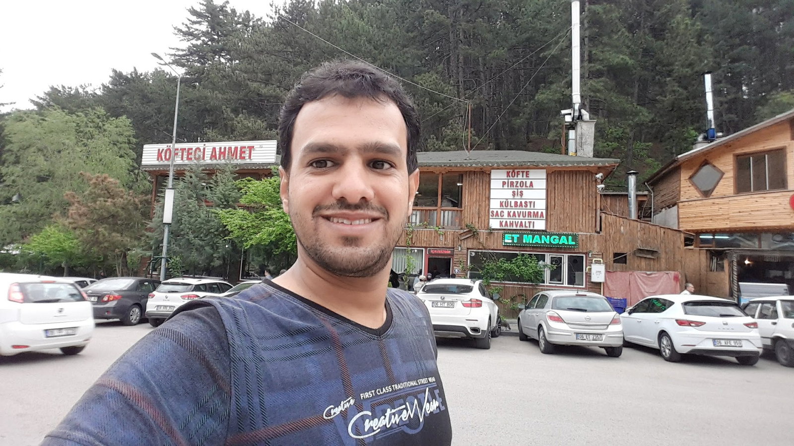 Köfteci̇ Ahmet Kizilcahamam