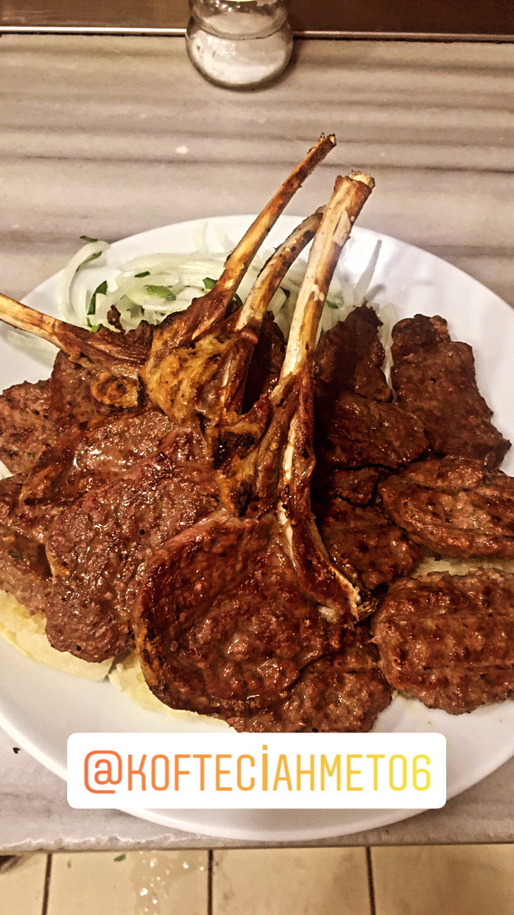 Köfteci̇ Ahmet Kizilcahamam