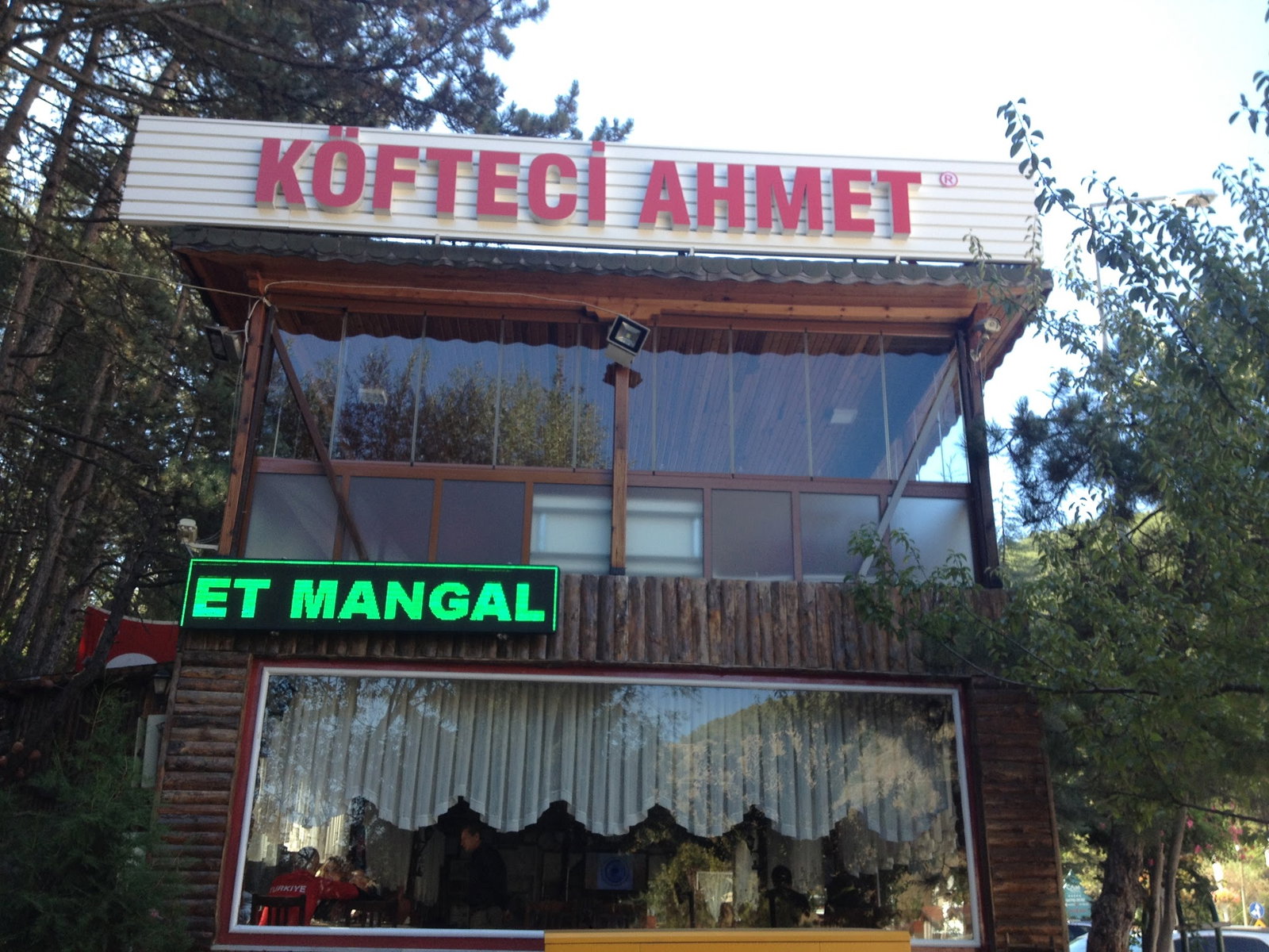 Köfteci̇ Ahmet Kizilcahamam