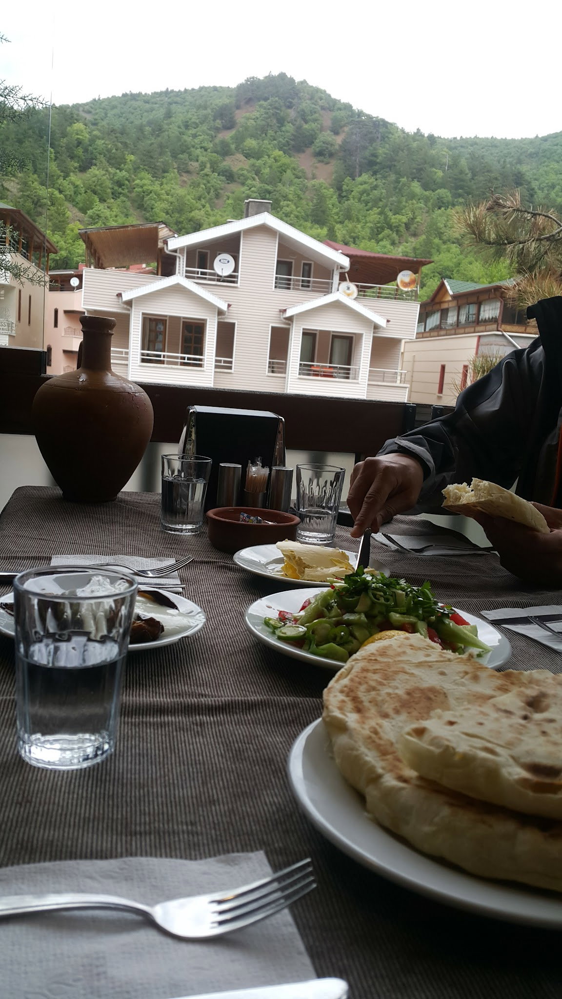 Köfteci̇ Ahmet Kizilcahamam