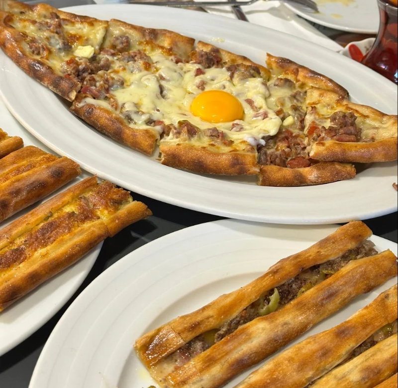 Niyazi Kesim Restoran Bafra Pidesi