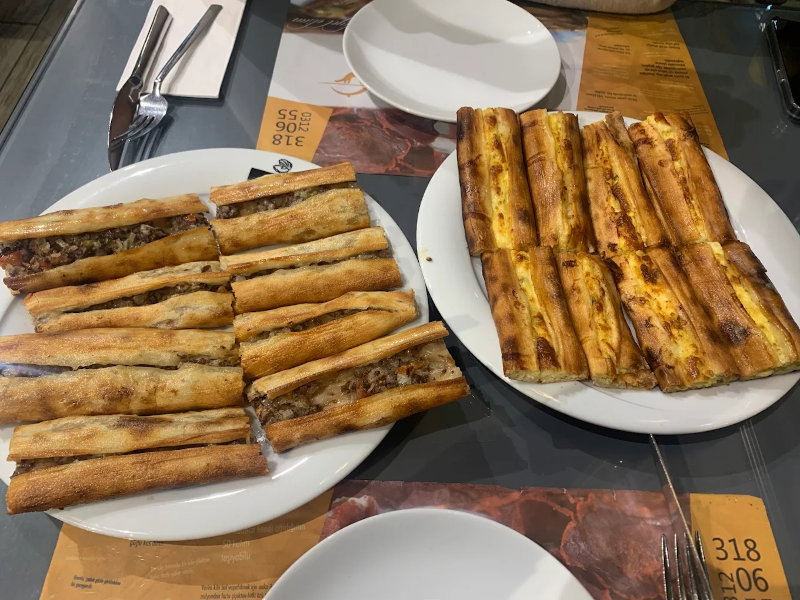 Niyazi Kesim Restoran Bafra Pidesi