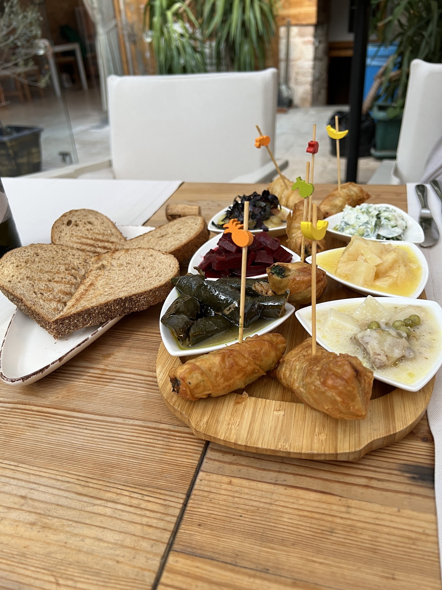 Antique Cafe Restaurant