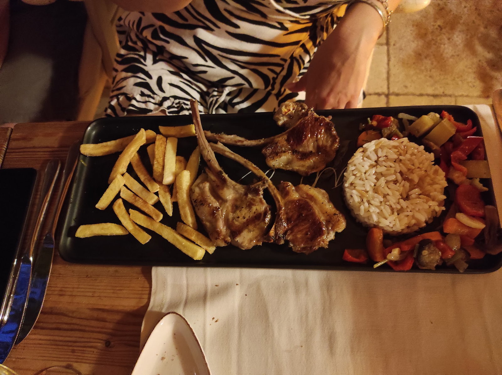 Antique Cafe Restaurant