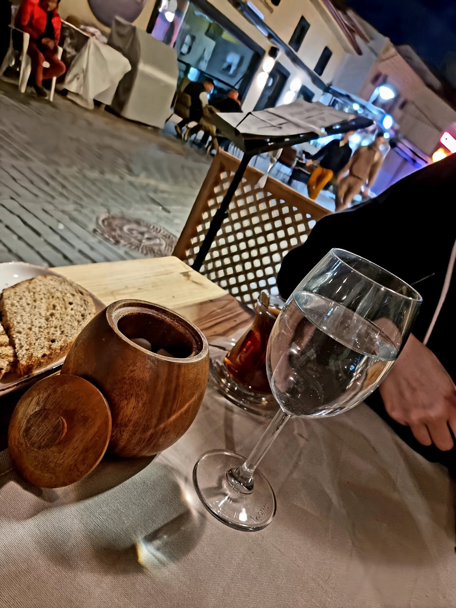 Antique Cafe Restaurant