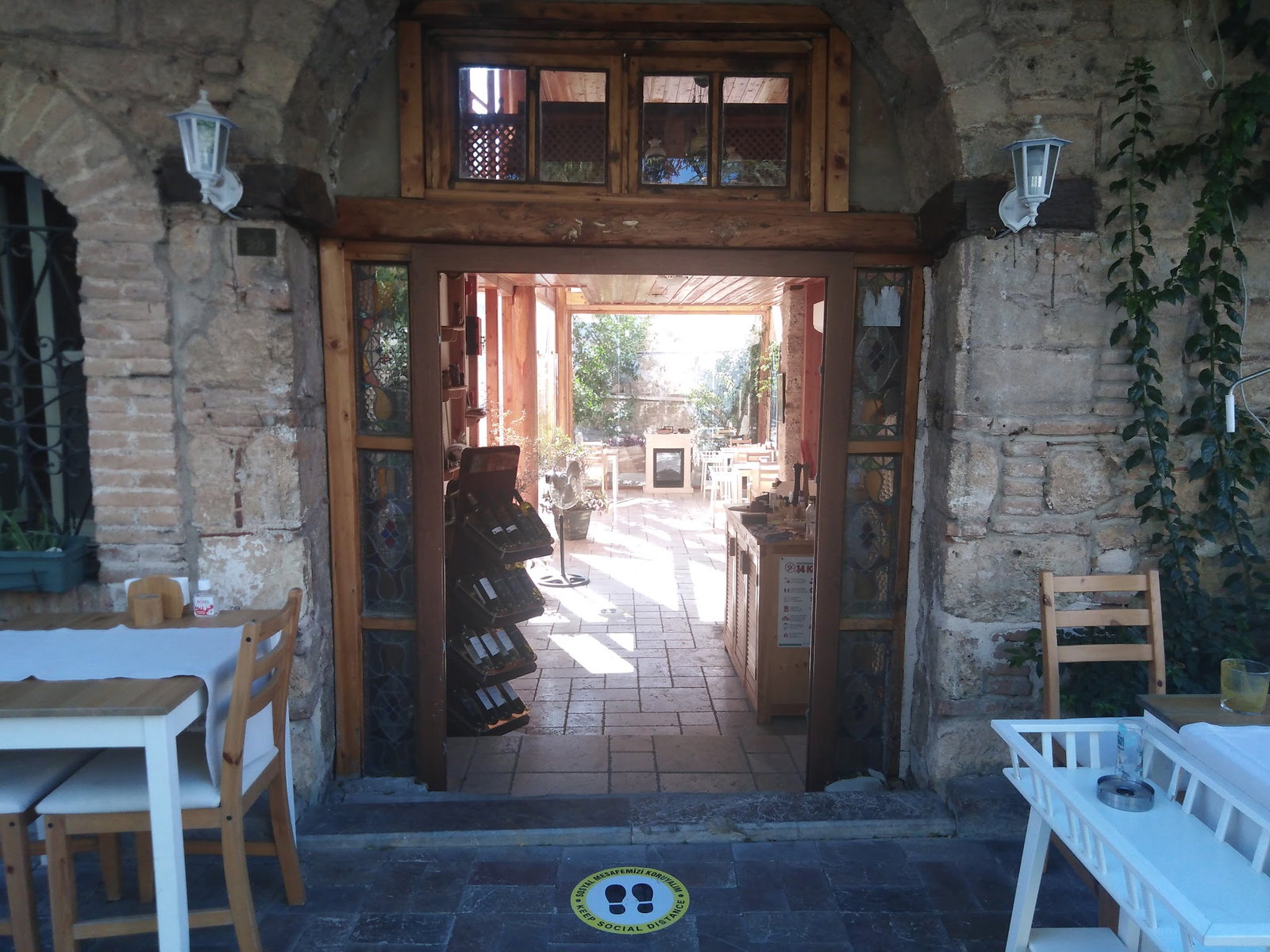 Antique Cafe Restaurant