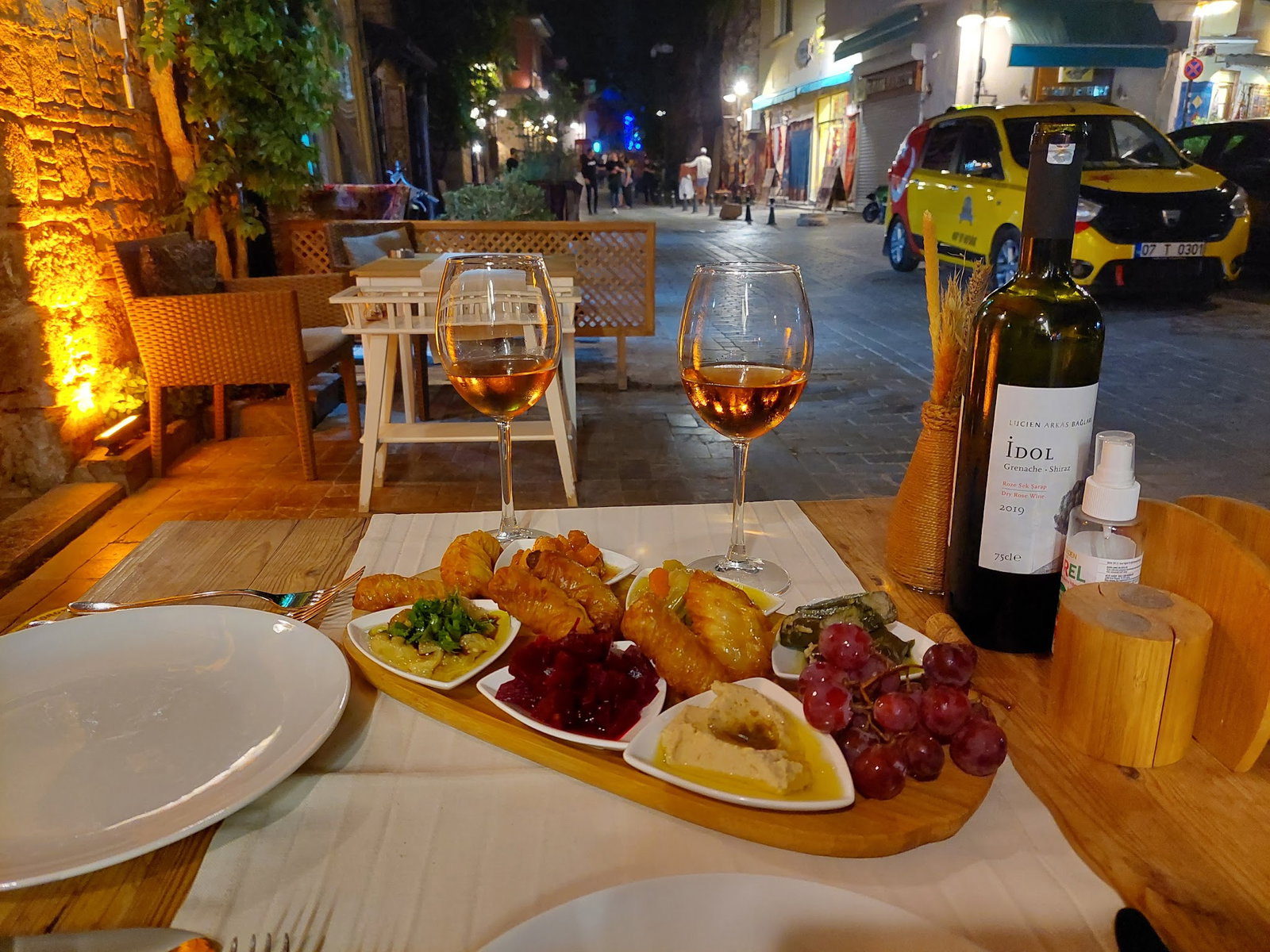 Antique Cafe Restaurant