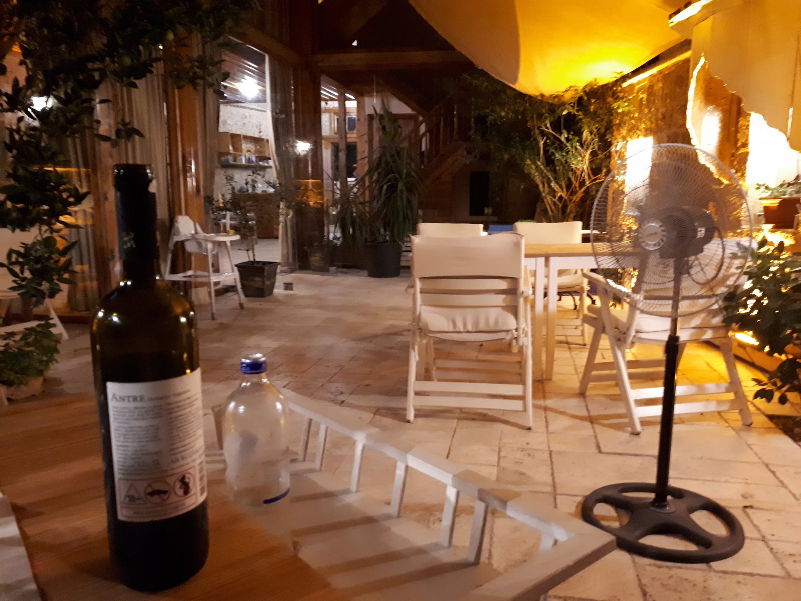 Antique Cafe Restaurant