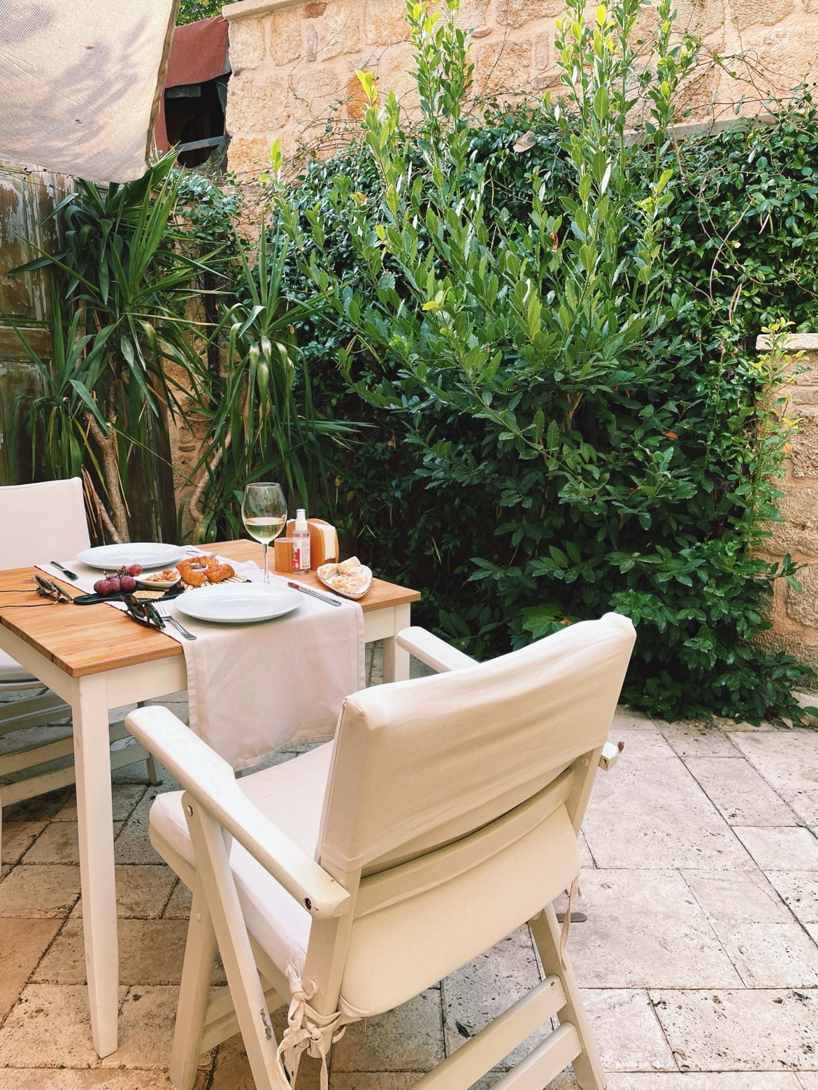 Antique Cafe Restaurant