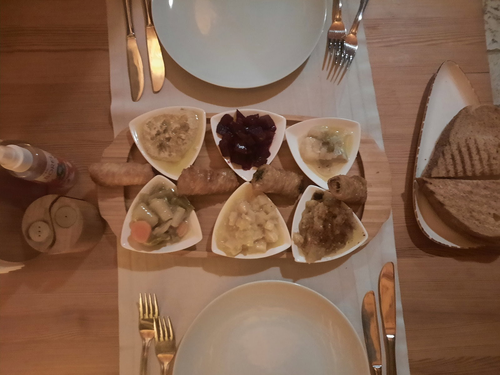 Antique Cafe Restaurant