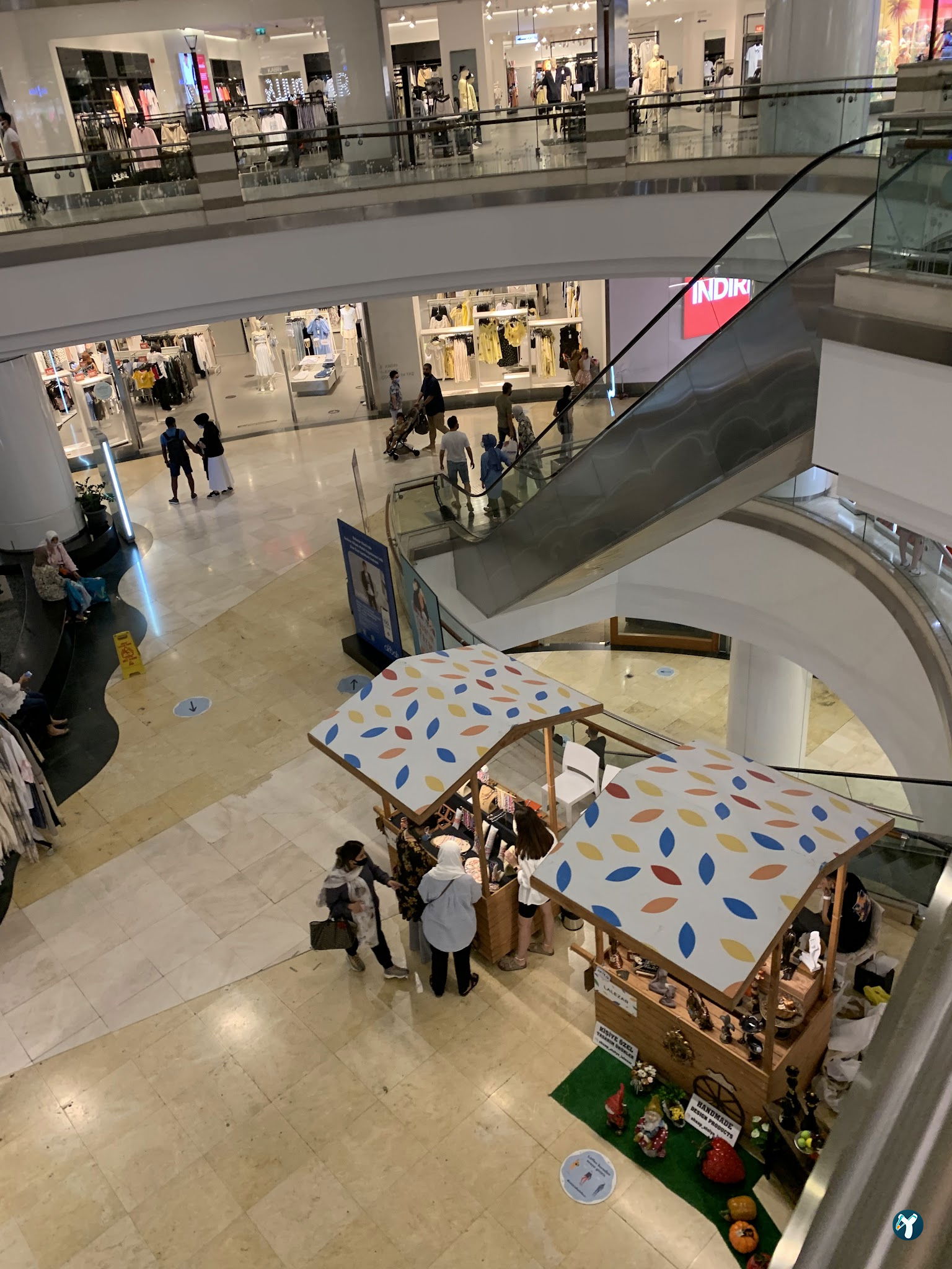Akbatı