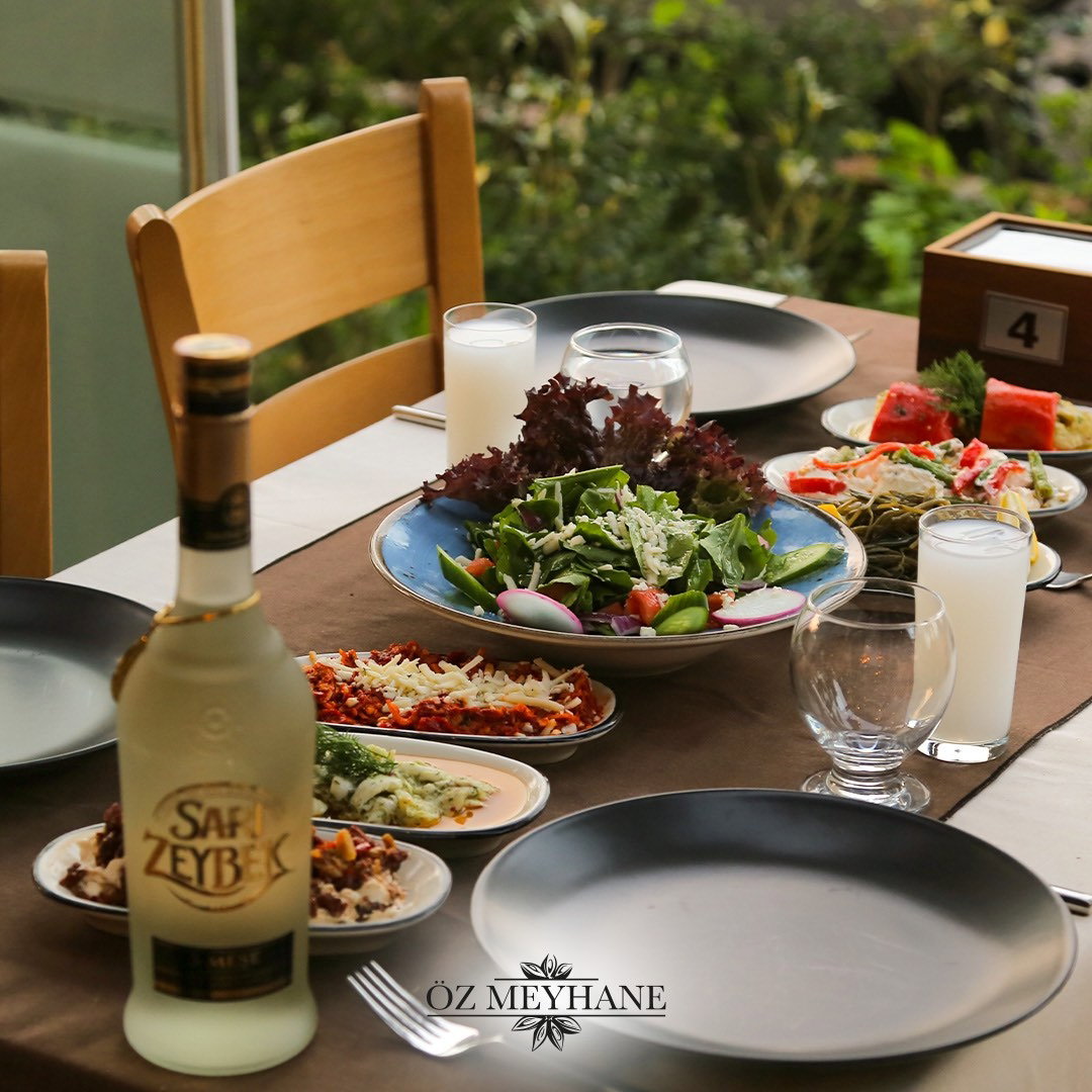 Öz Meyhane Bornova