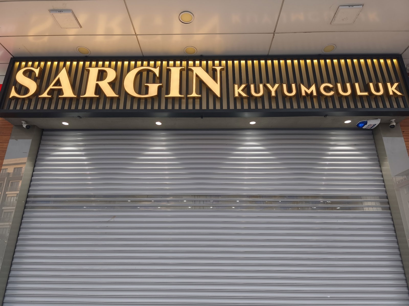 Tatlıses Çiğ Köfte