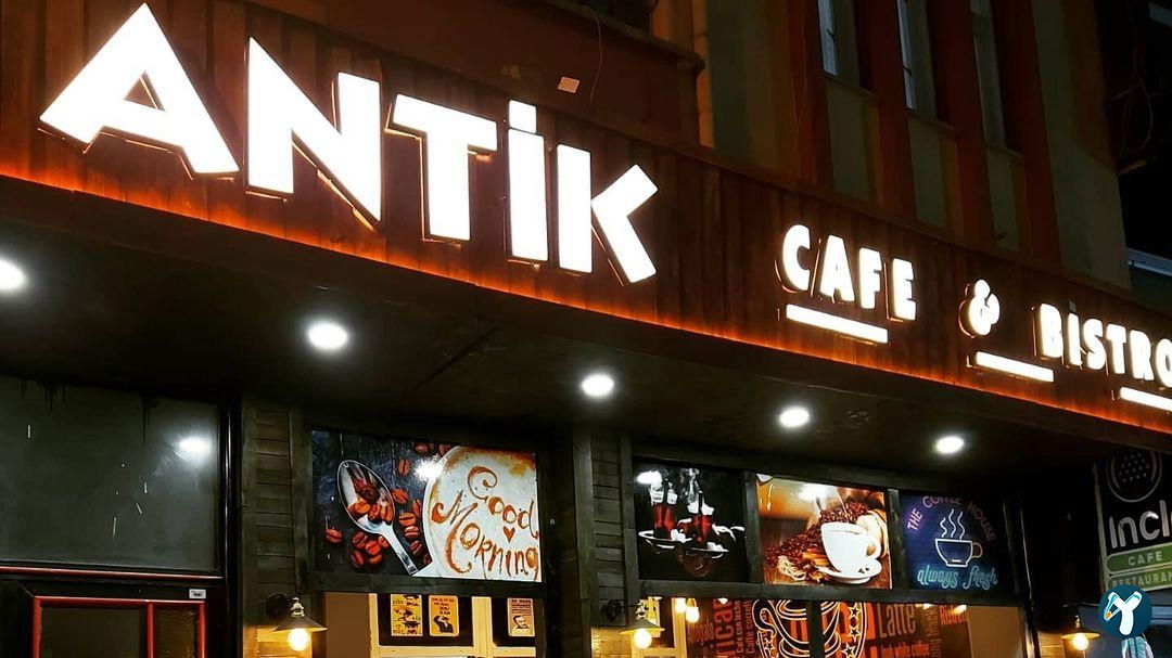 Antik Cafe & Bistro