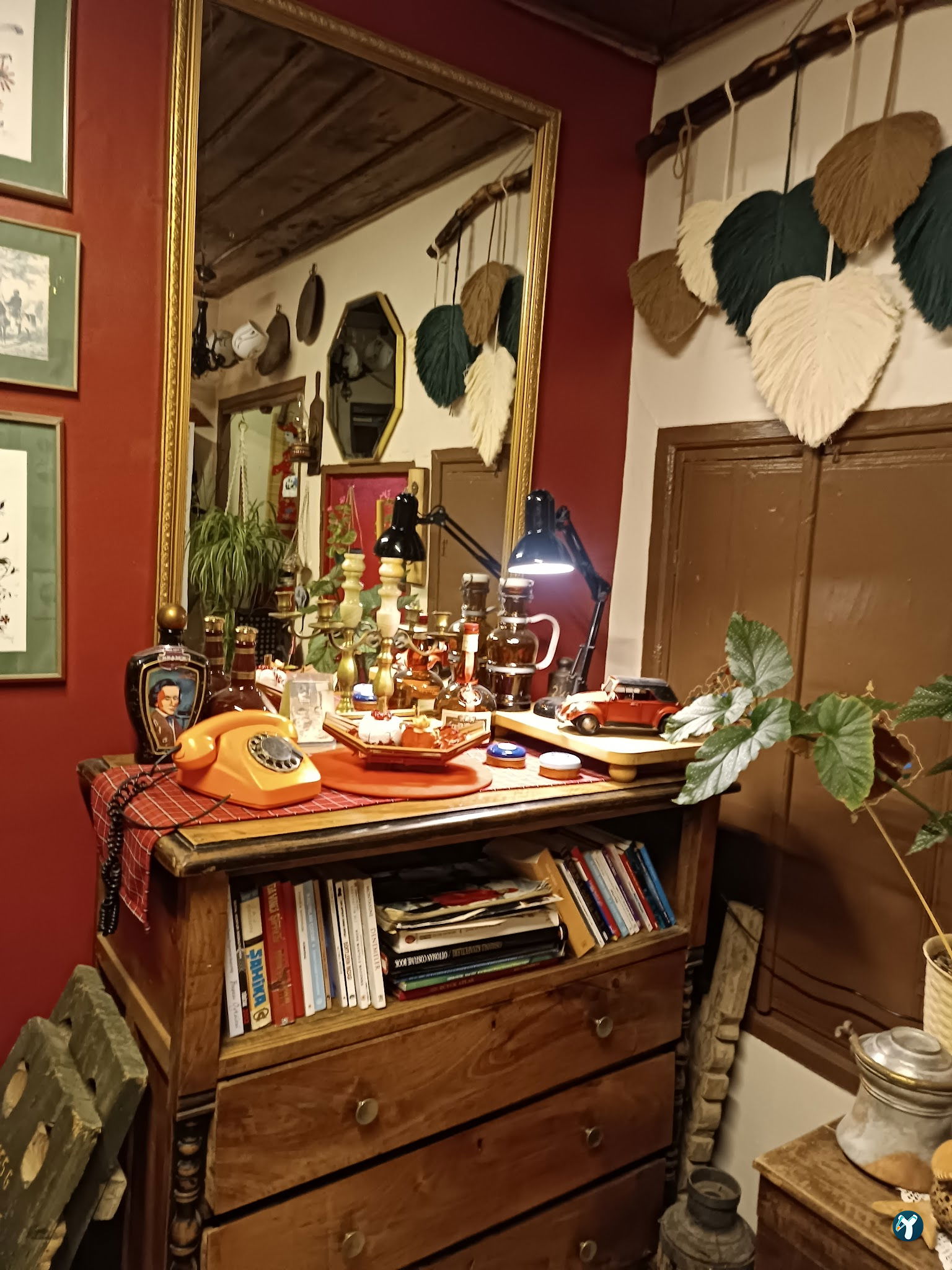Antik Cafe & Bistro