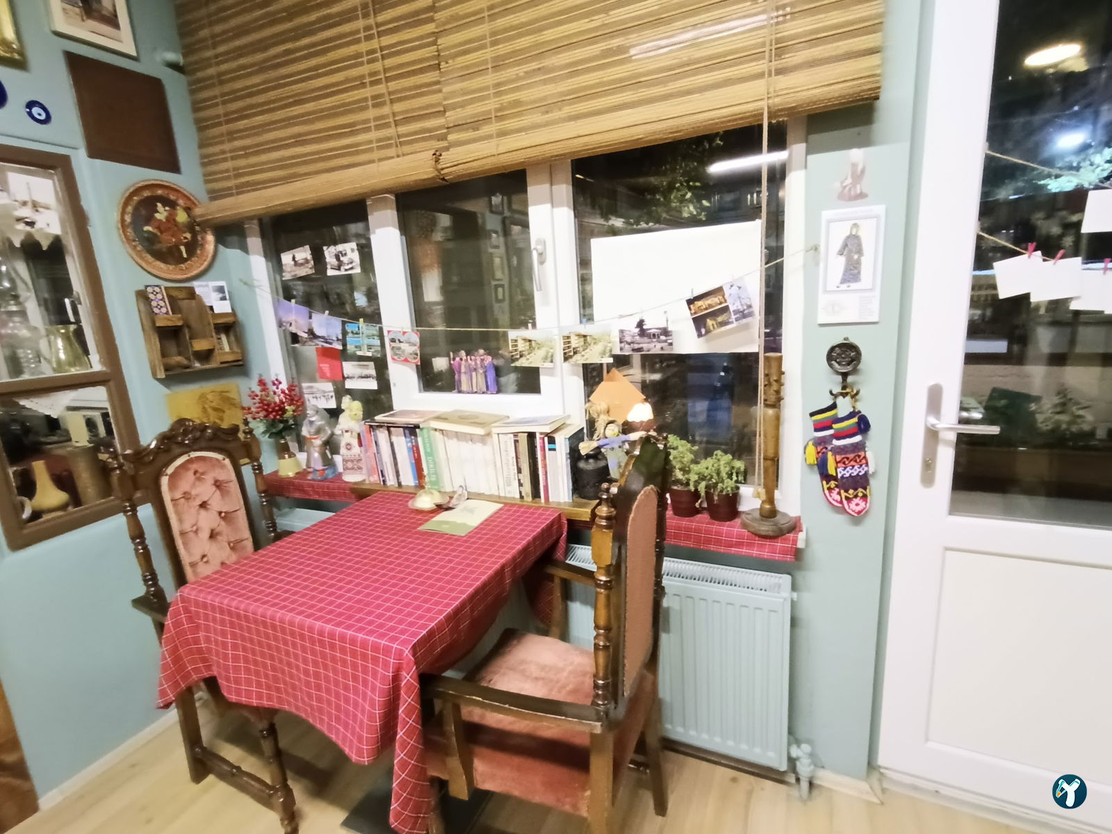Antik Cafe & Bistro