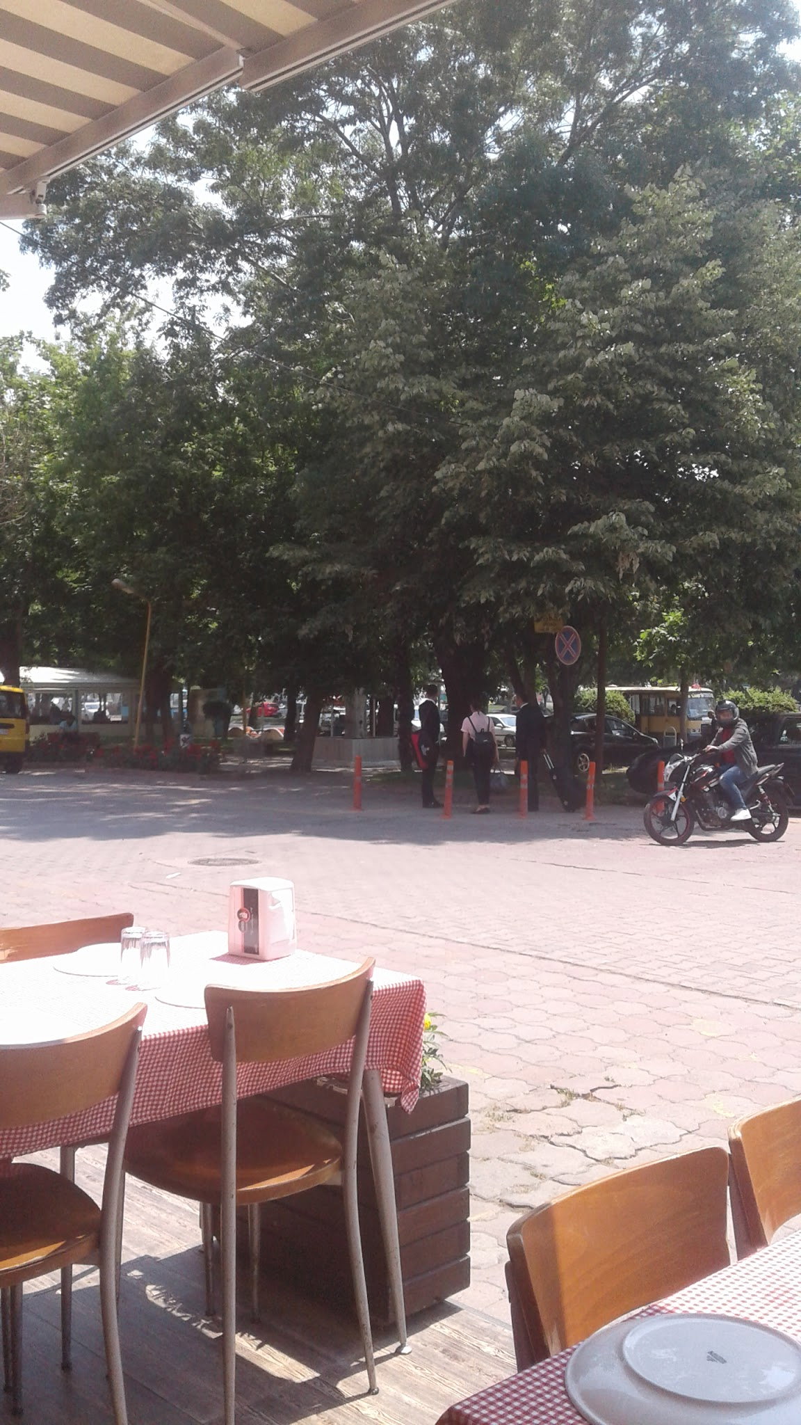 Meşhur Köfteci Kardeşler