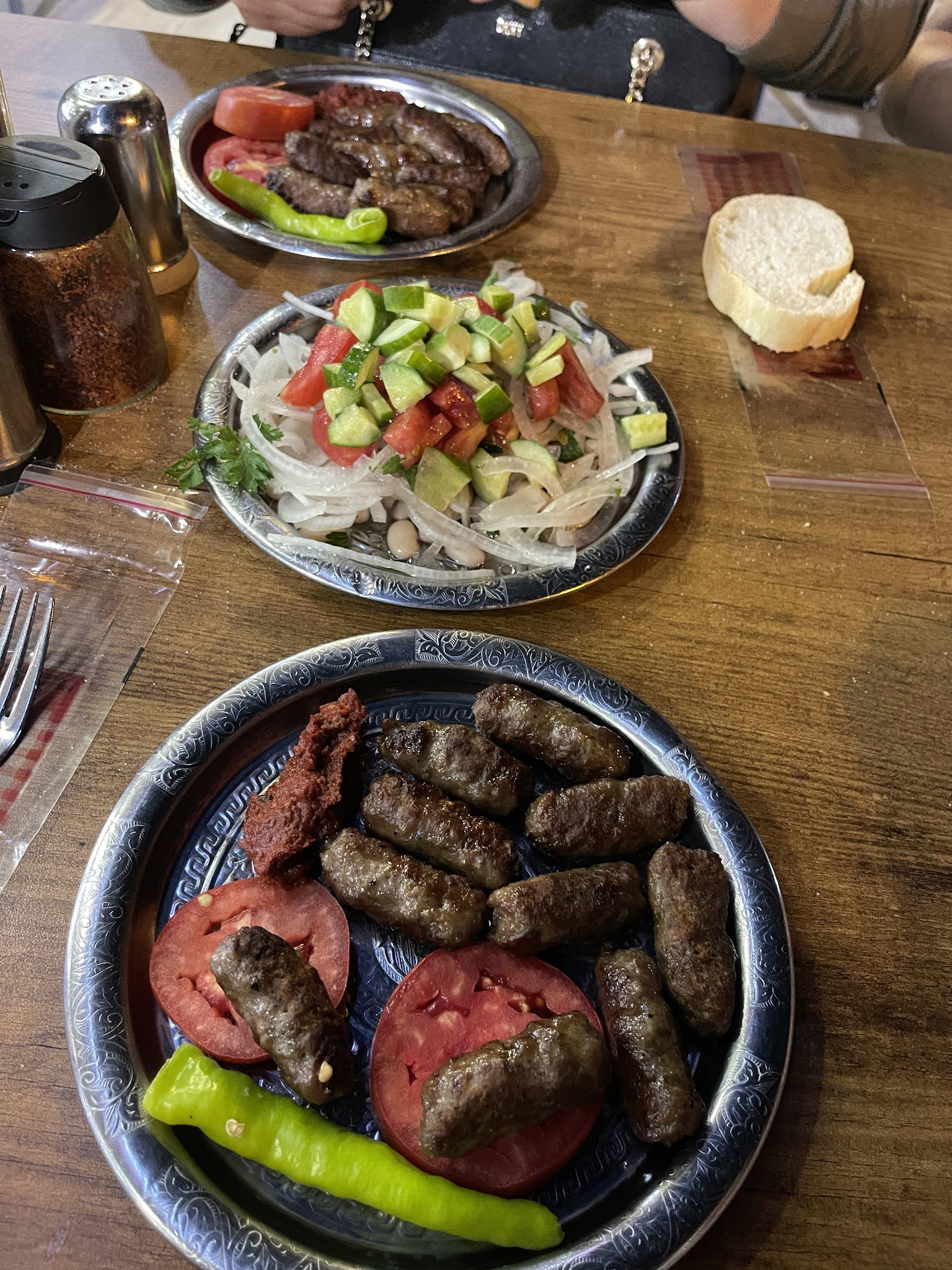 Meşhur Köfteci Kardeşler