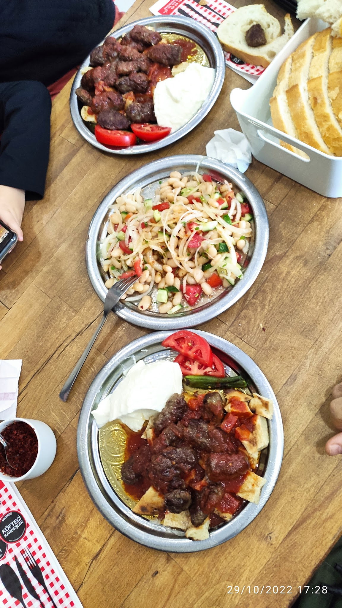 Meşhur Köfteci Kardeşler