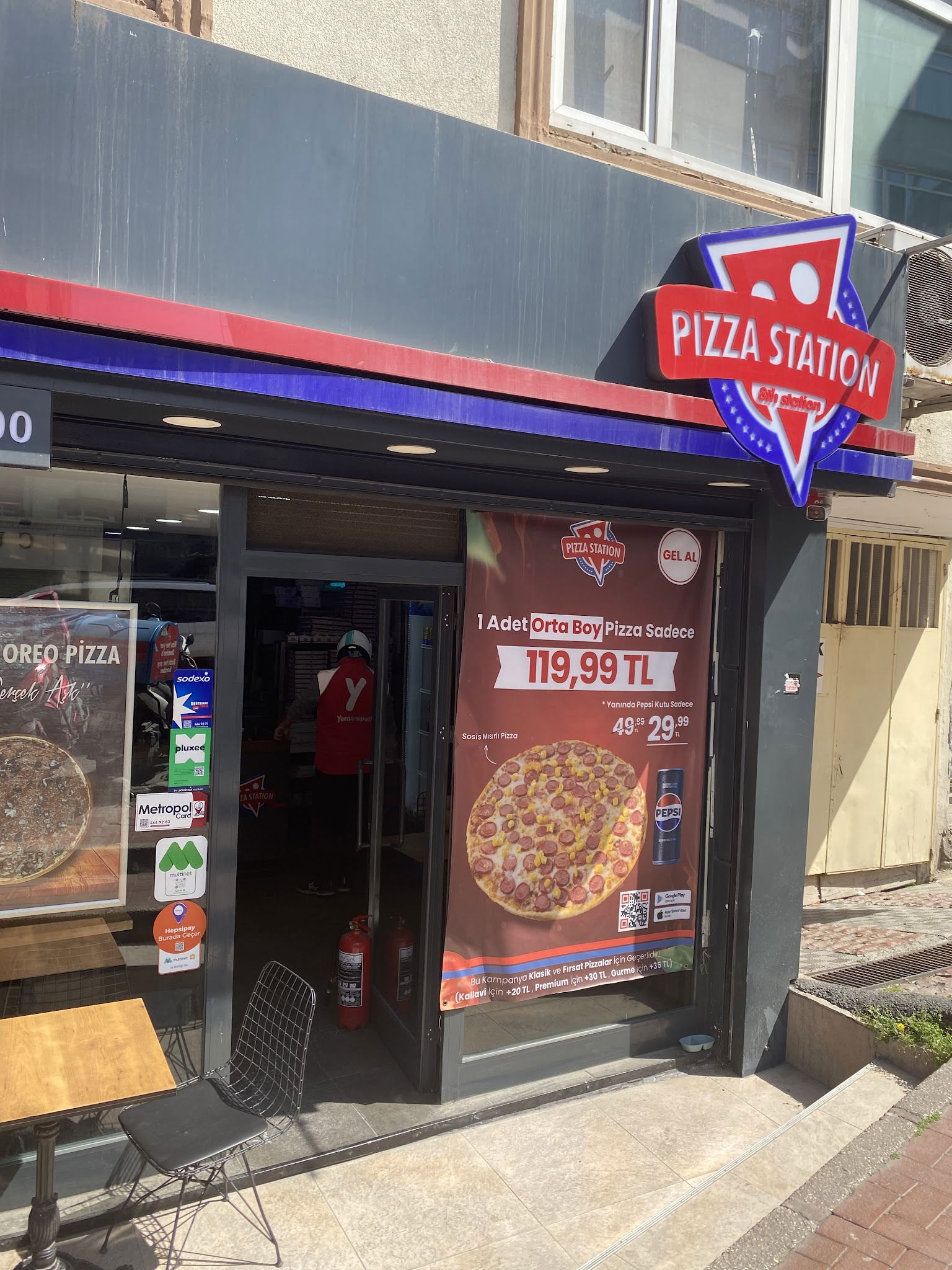 Pizza Station