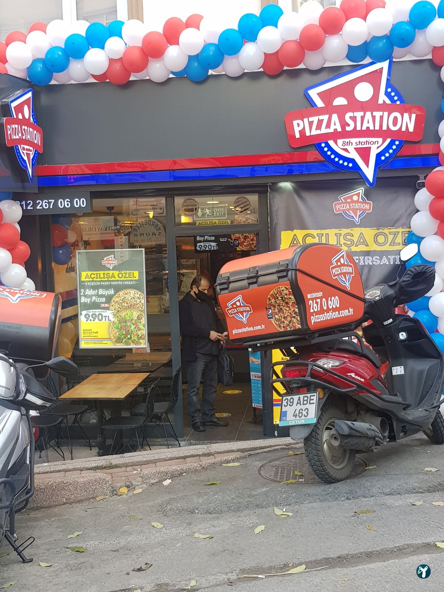Pizza Station