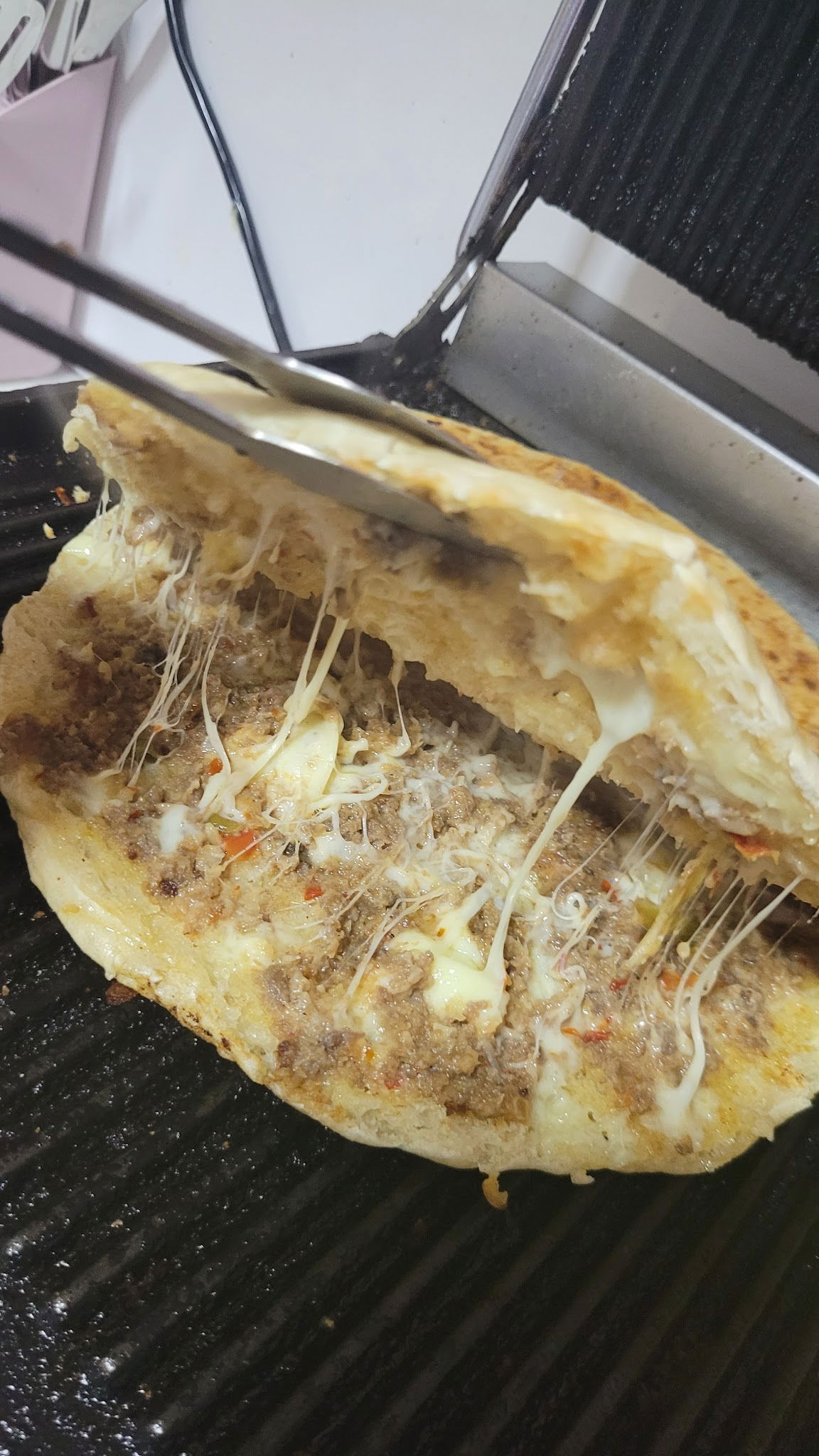 Akçam Cafe. Tost-Kumru