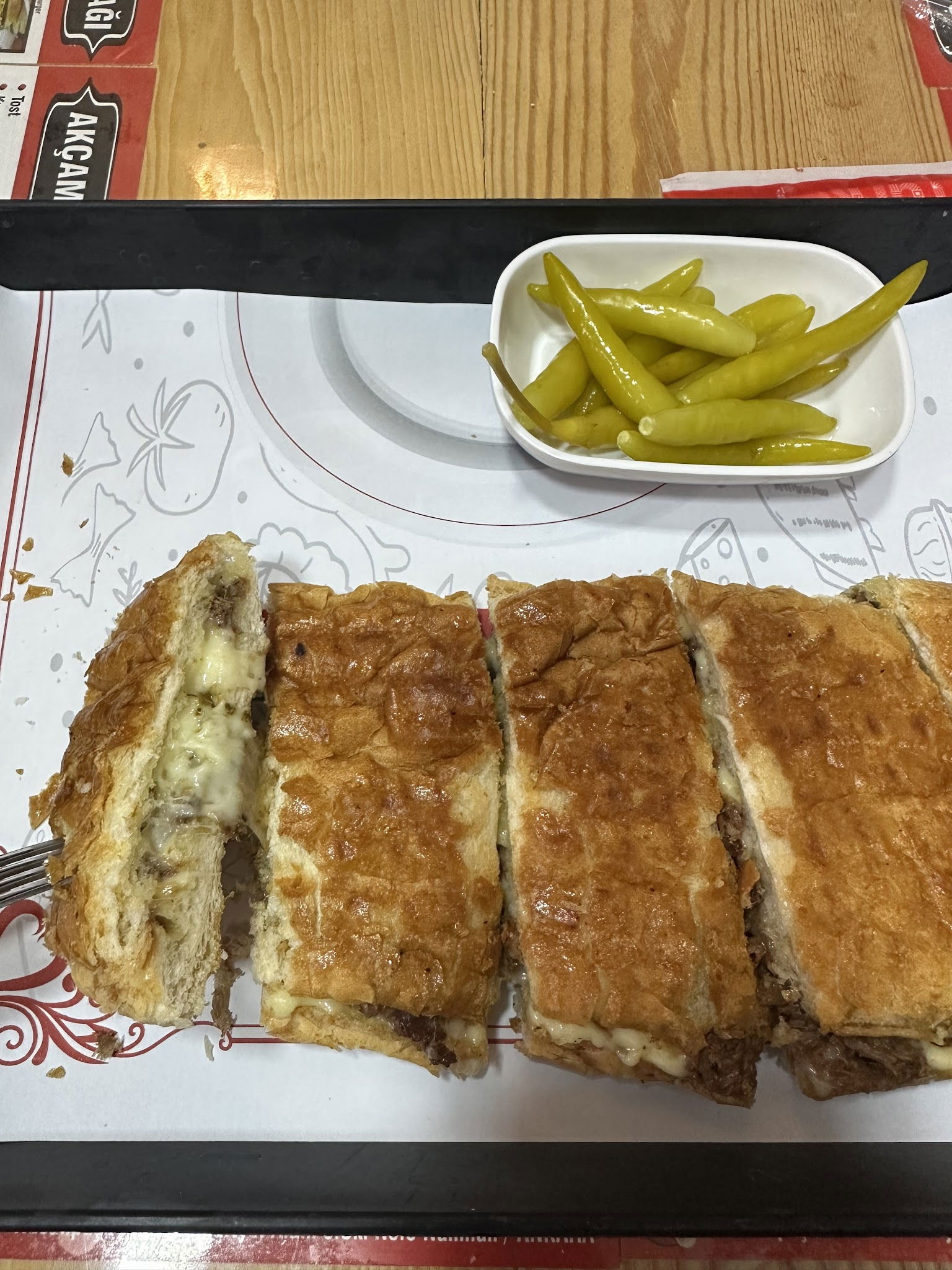 Akçam Cafe. Tost-Kumru