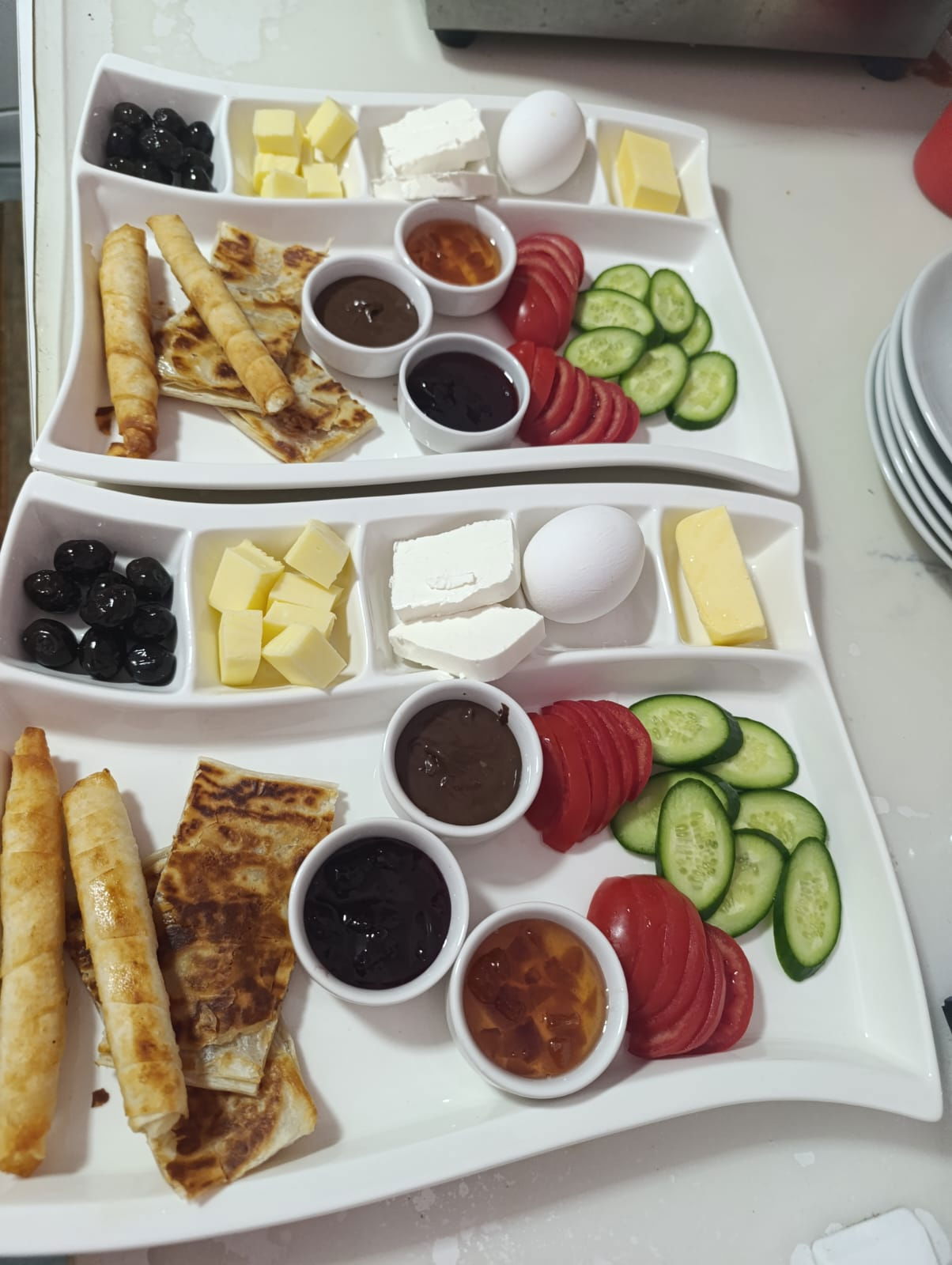 Akçam Cafe. Tost-Kumru