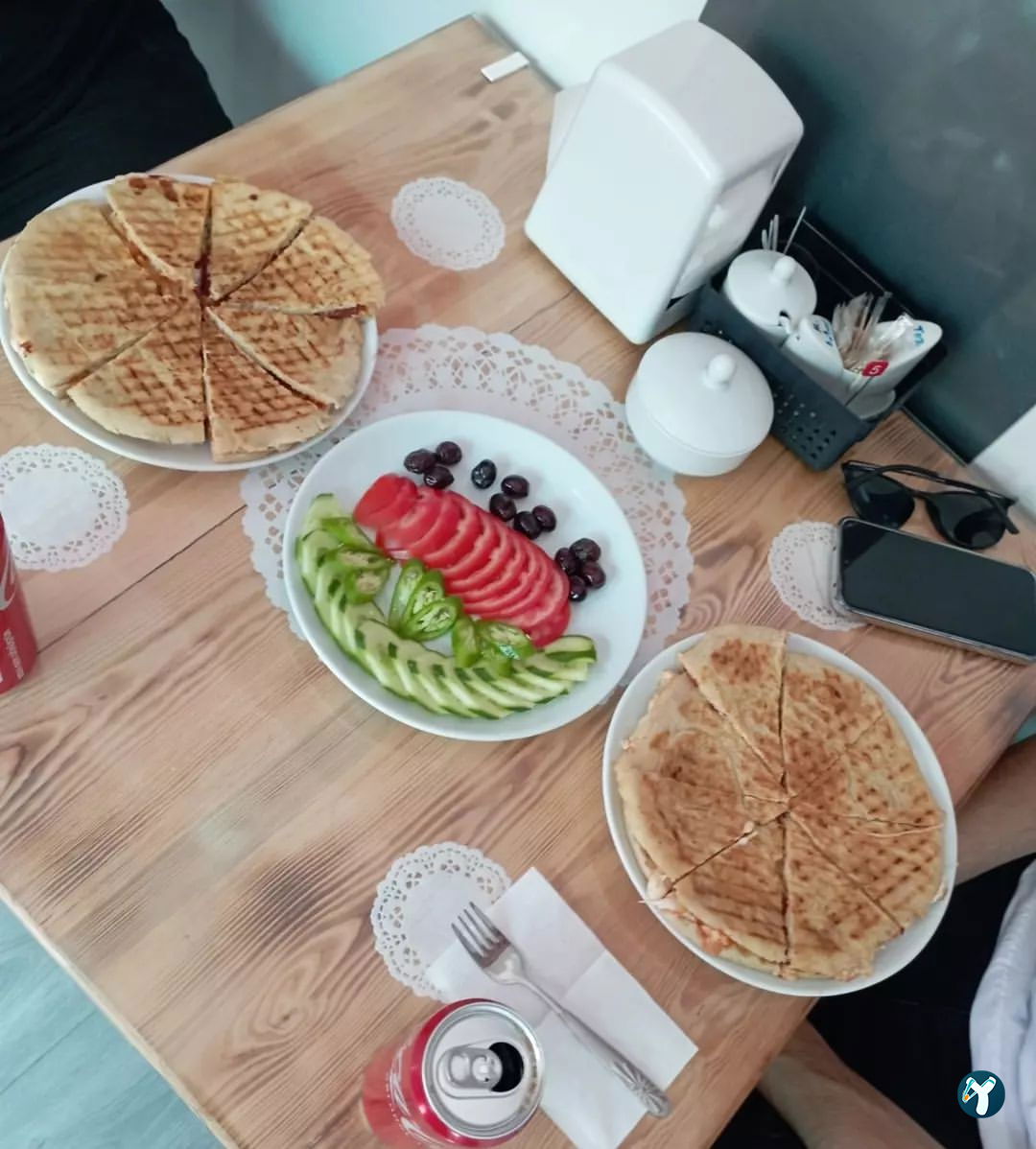 Akçam Cafe. Tost-Kumru