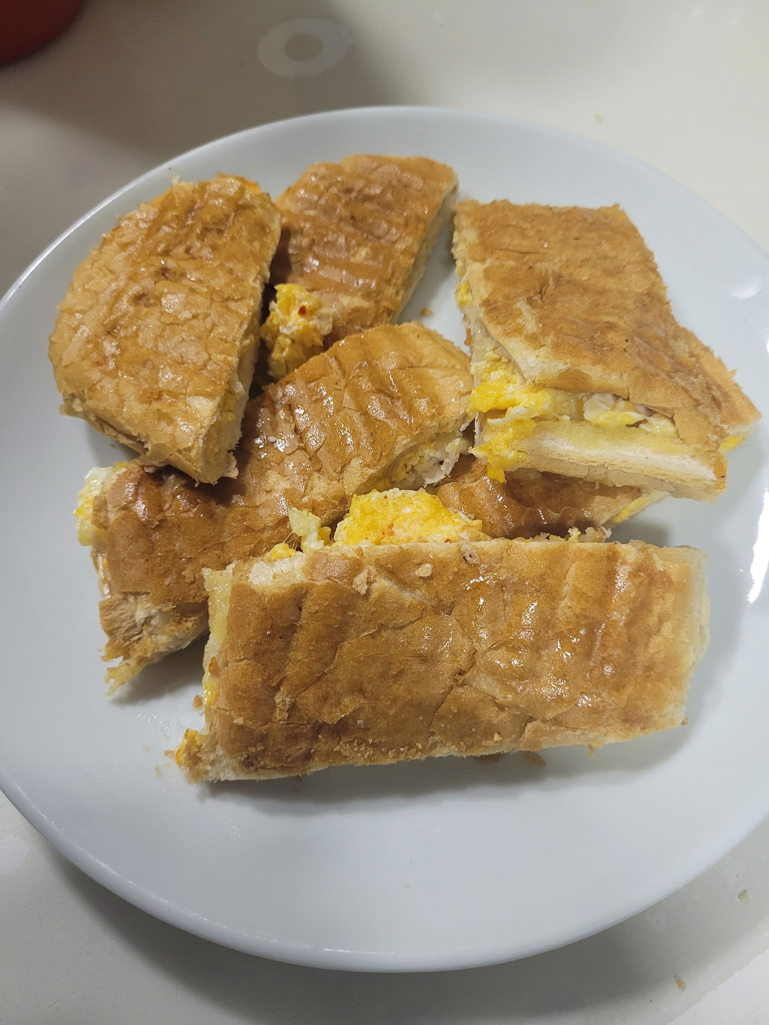 Akçam Cafe. Tost-Kumru