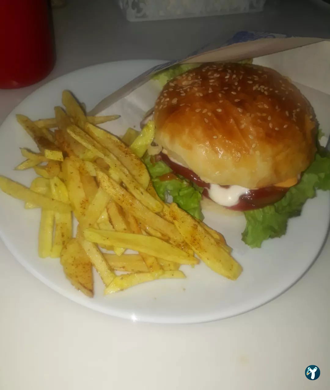 Akçam Cafe. Tost-Kumru