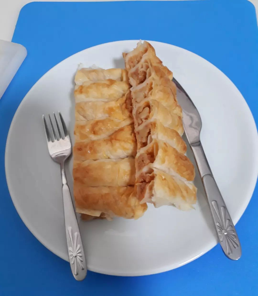 Akçam Cafe. Tost-Kumru