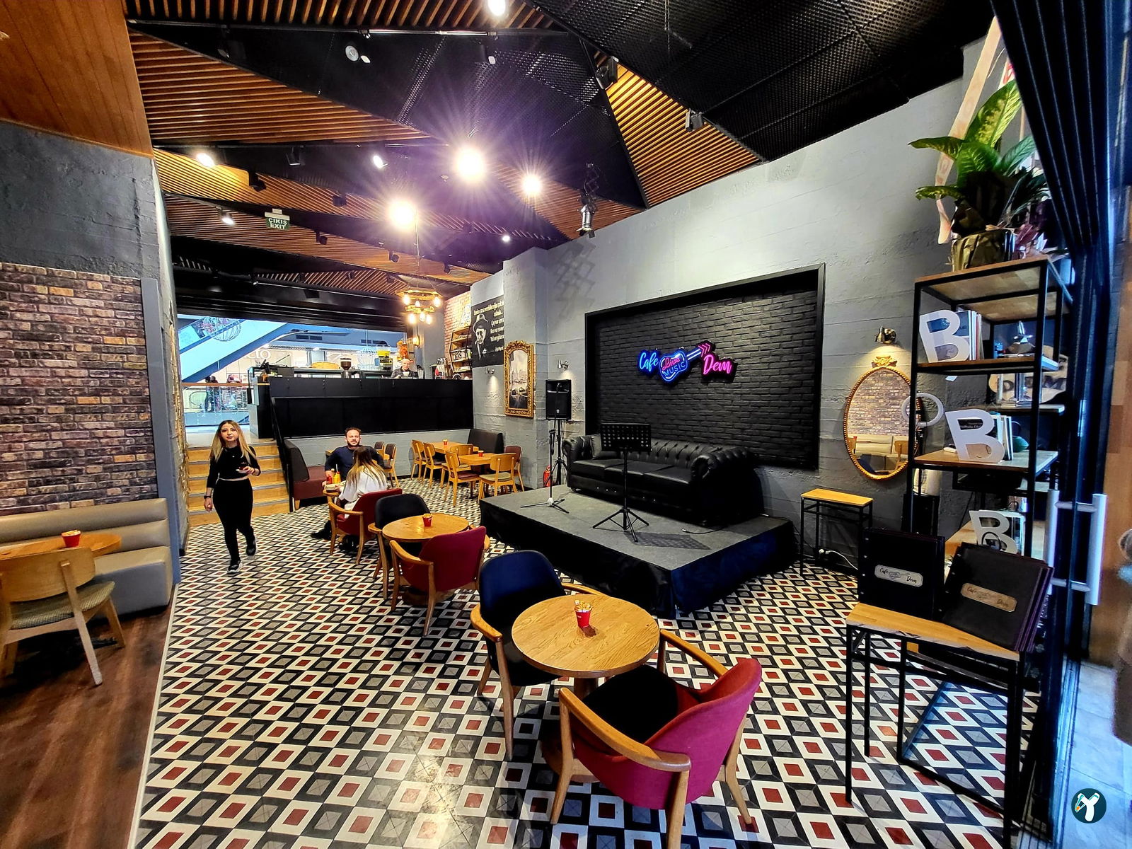 Hokka Nargile Cafe & Restaurant