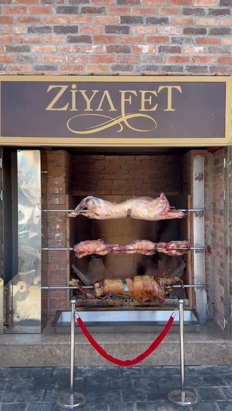 Ziyafet Kuzu Çevirme