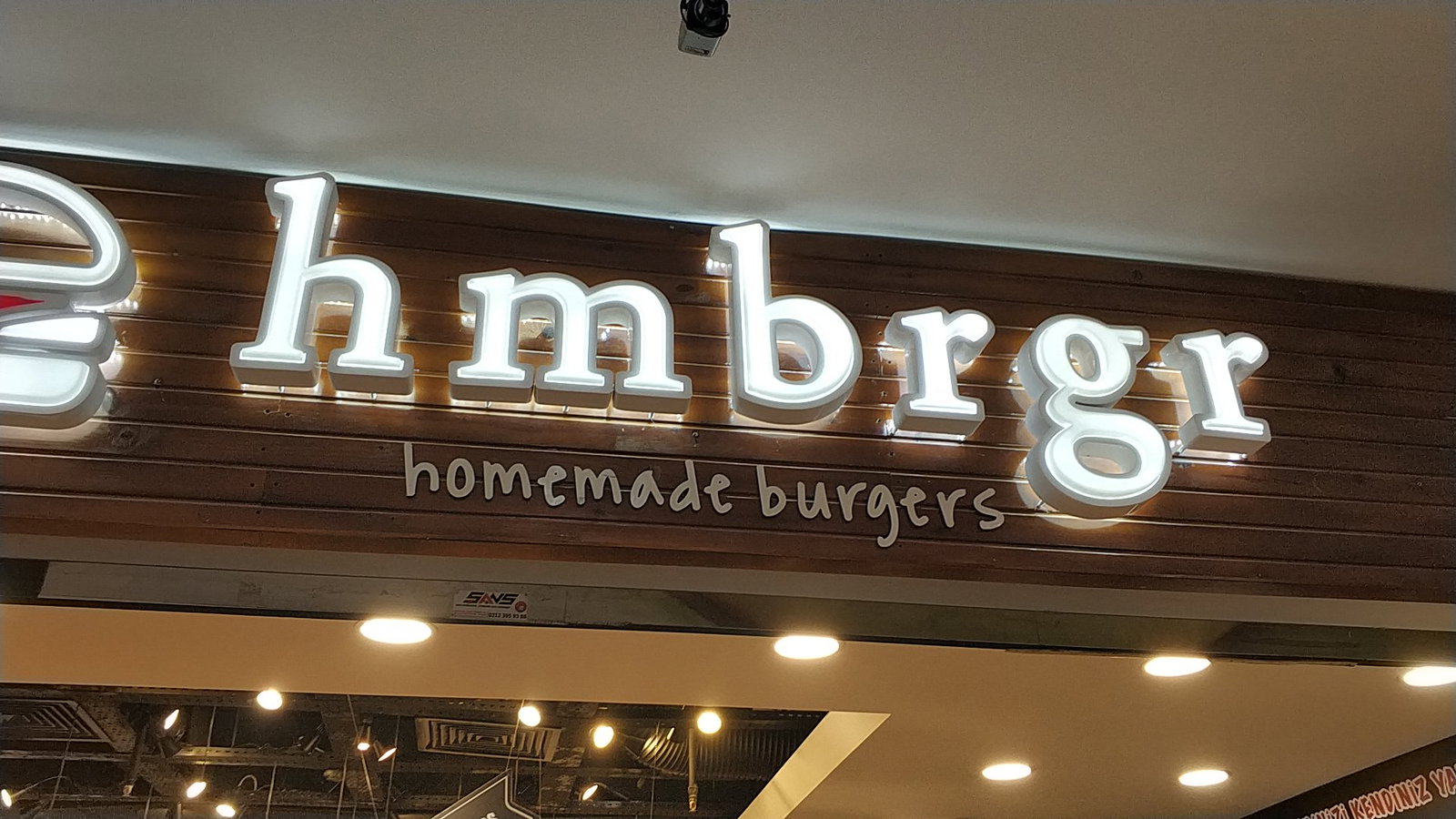 Hmbrgr Armada