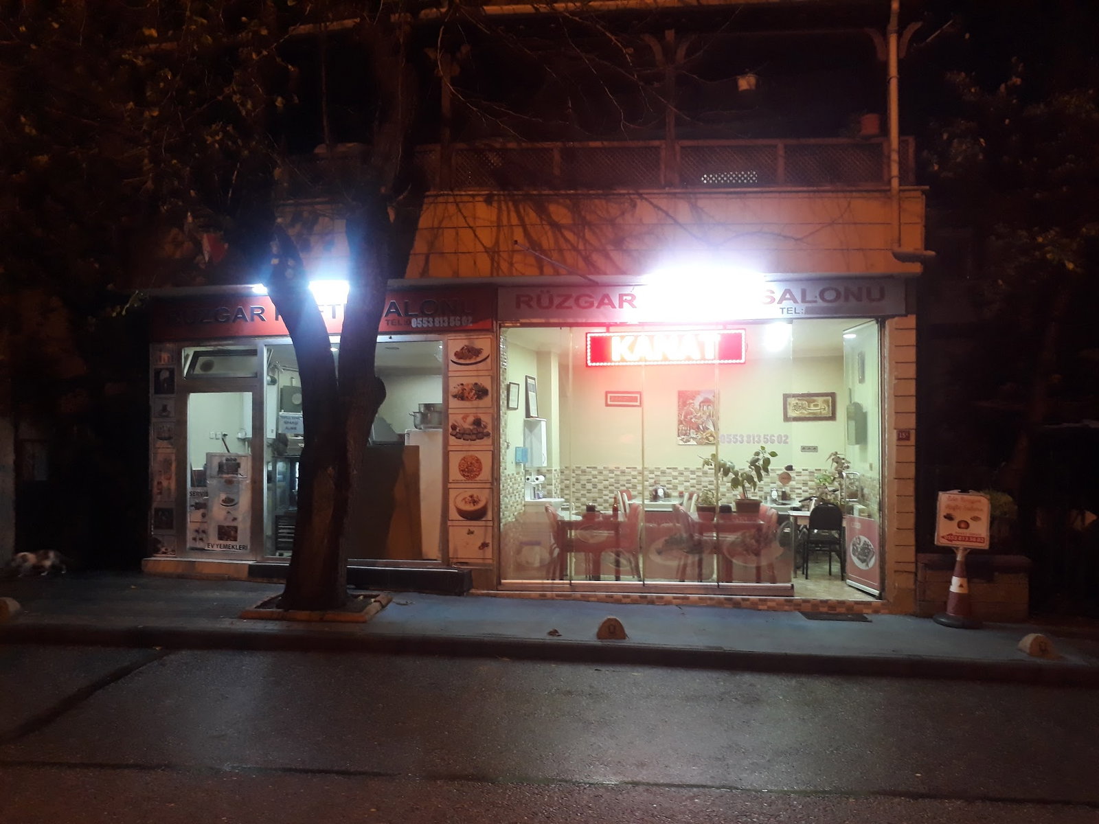 Rüzgar Köfte Salonu