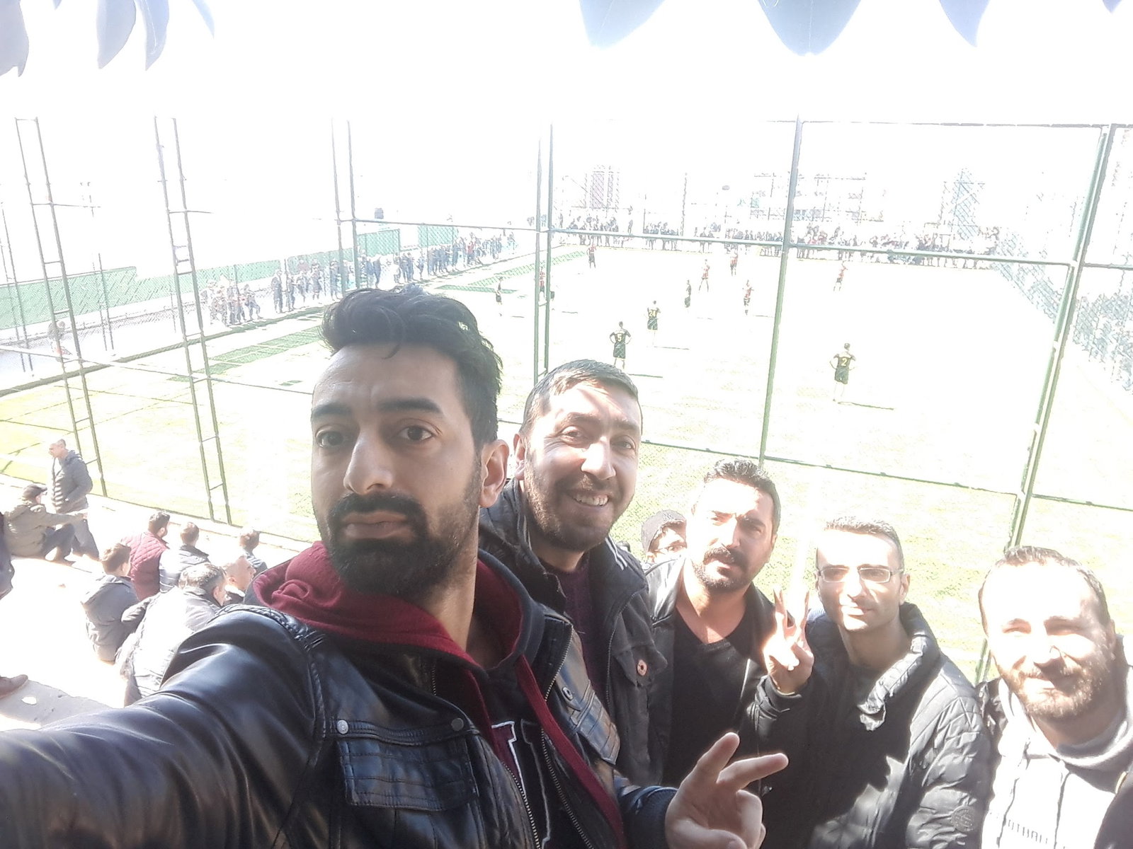 Öncü Halı Saha & Cafe