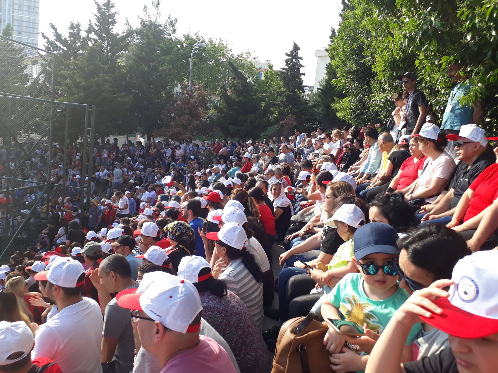 Öncü Halı Saha & Cafe