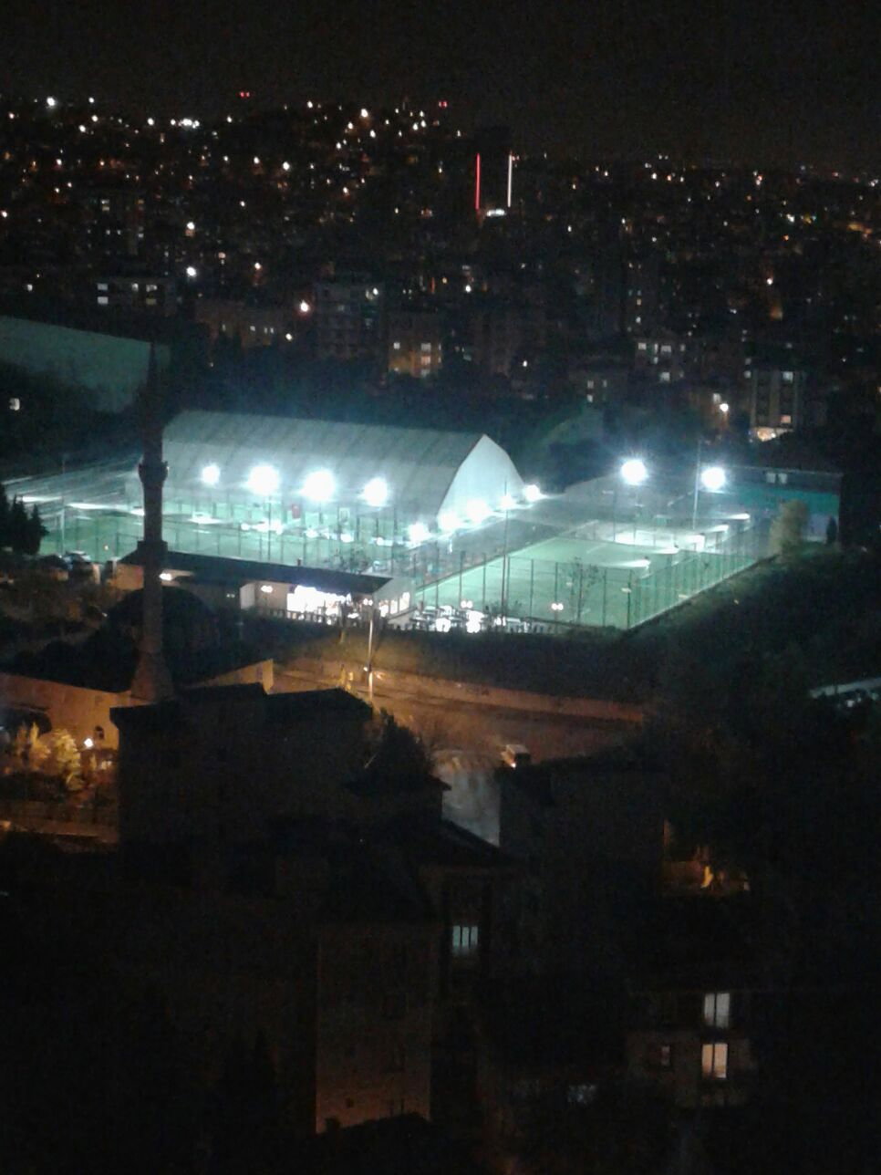 Öncü Halı Saha & Cafe