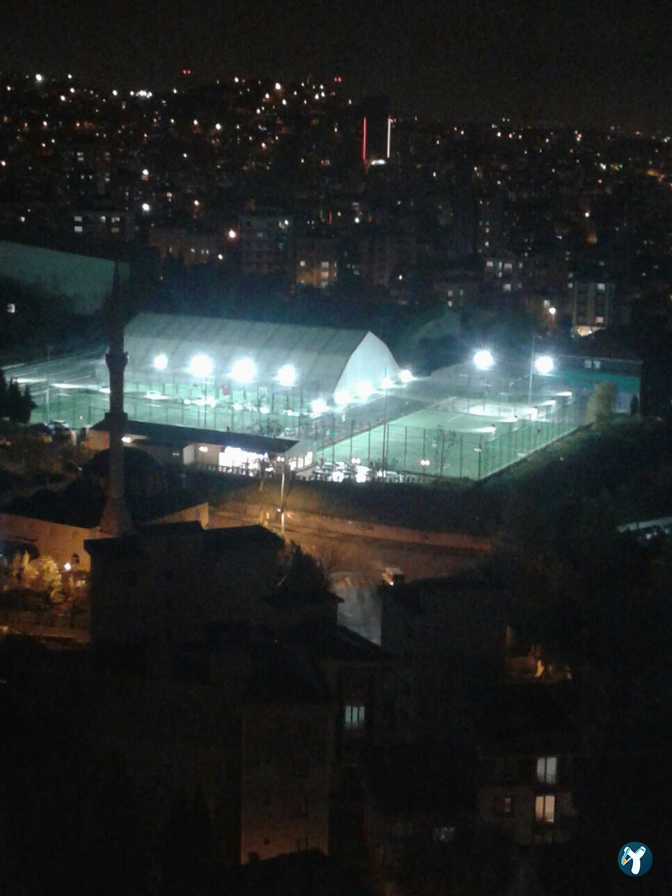 Öncü Halı Saha & Cafe