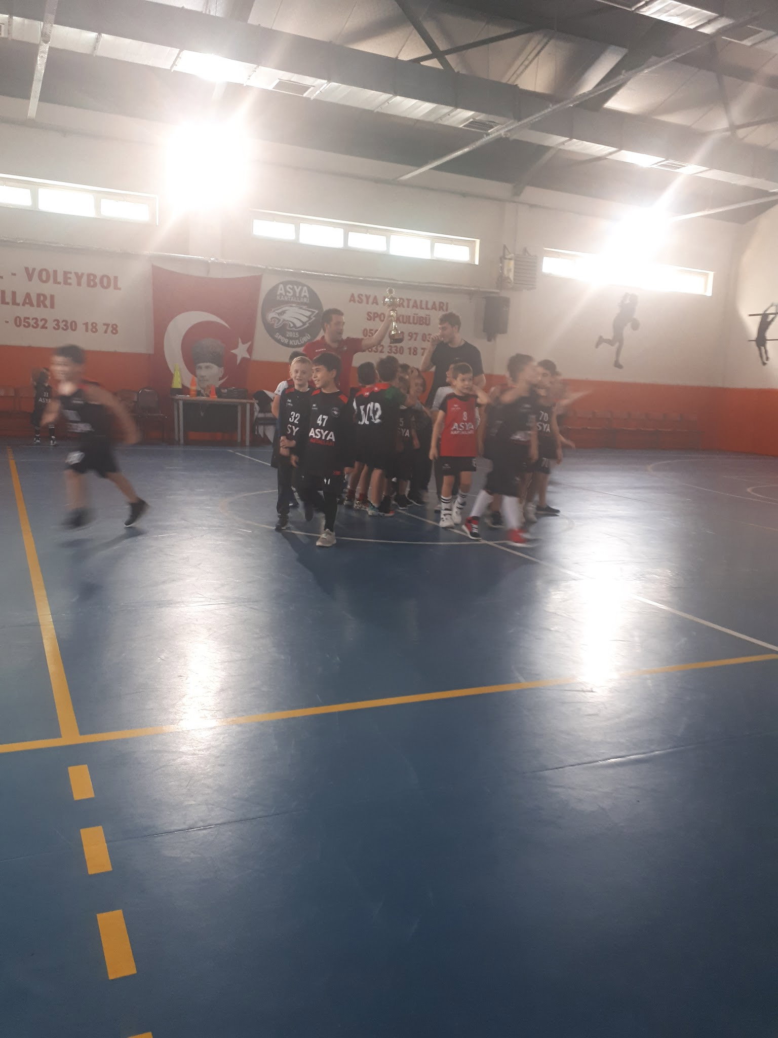 Öncü Halı Saha & Cafe